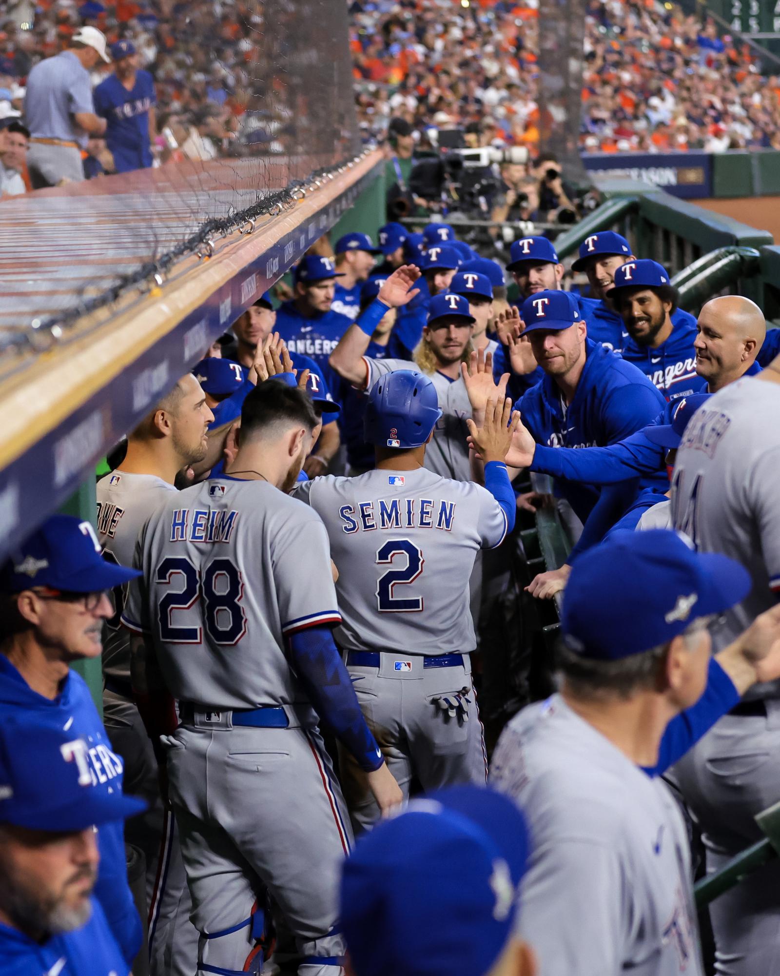 $!Rangers madruga a Astros y viaja a casa con ventaja de 2-0 en la SCLA