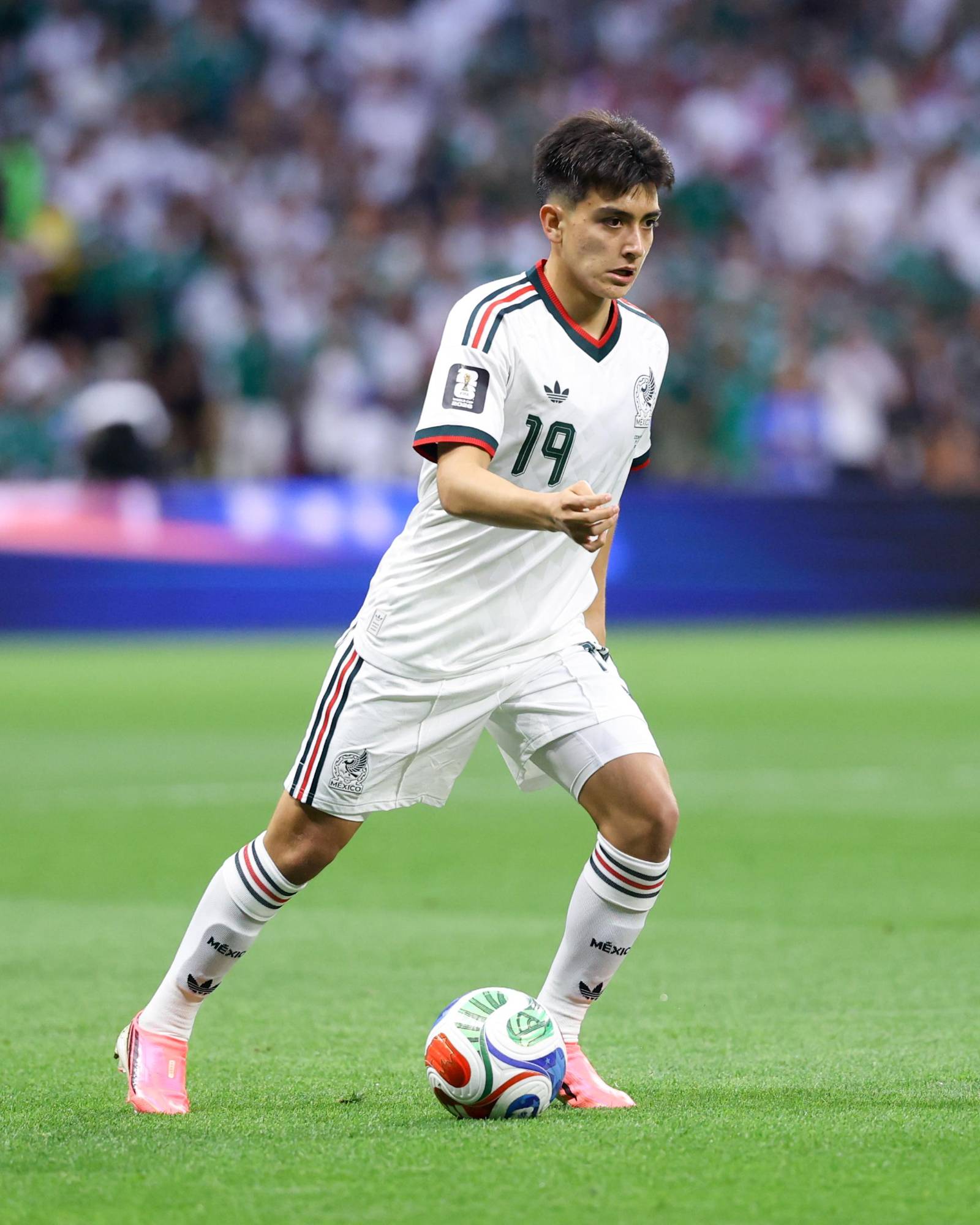 $!México vence a Chequia y firma paso perfecto; Guillermo Ochoa hace historia con su sexto Mundial