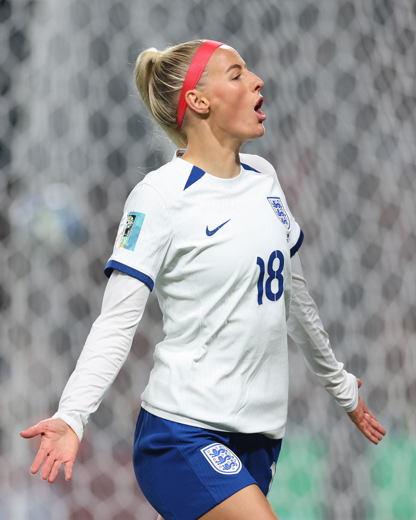 $!Inglaterra brilla contra RP China y se afianza como un candidato