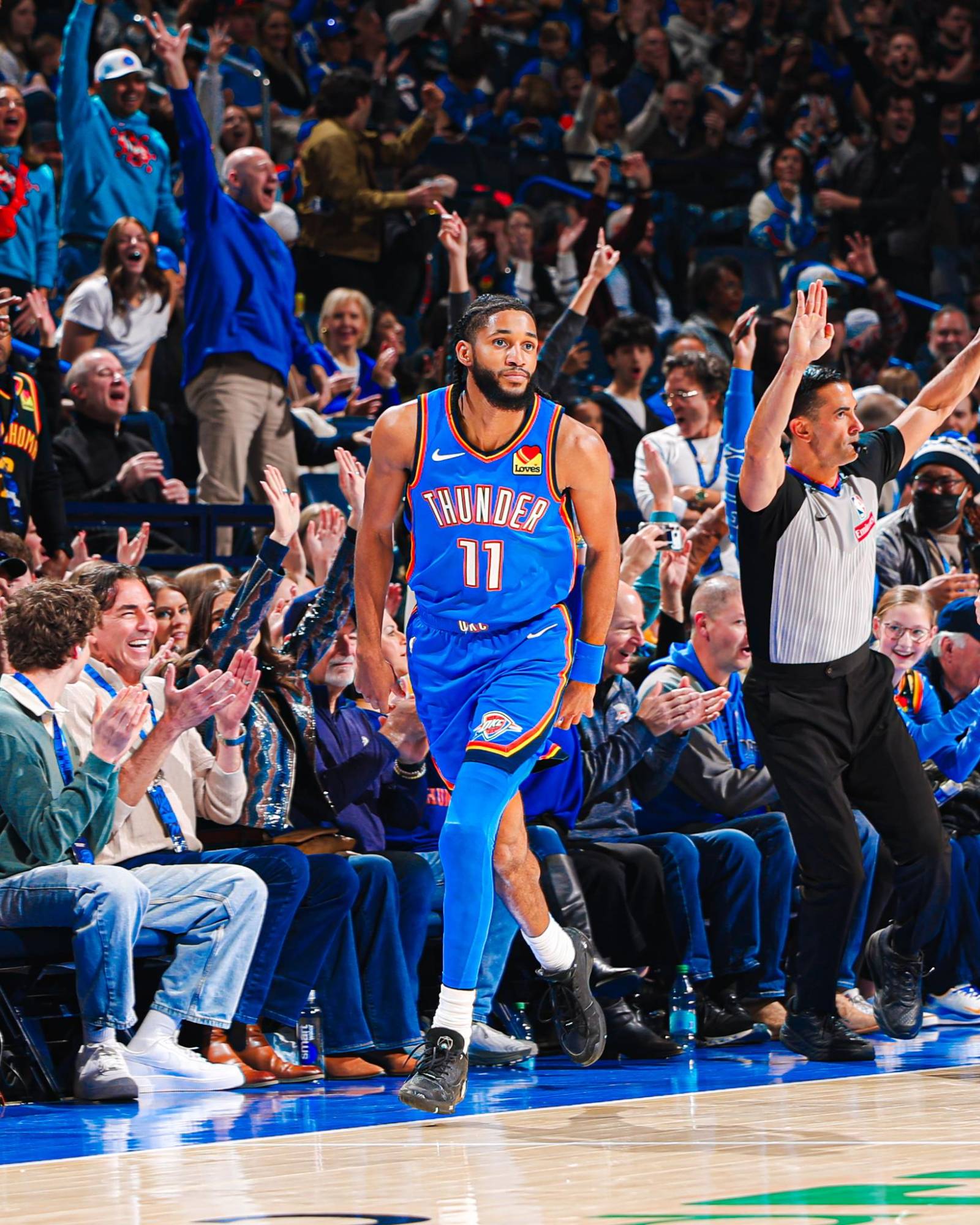 $!Thunder sorprende sin sus estrellas y vence a Cavaliers