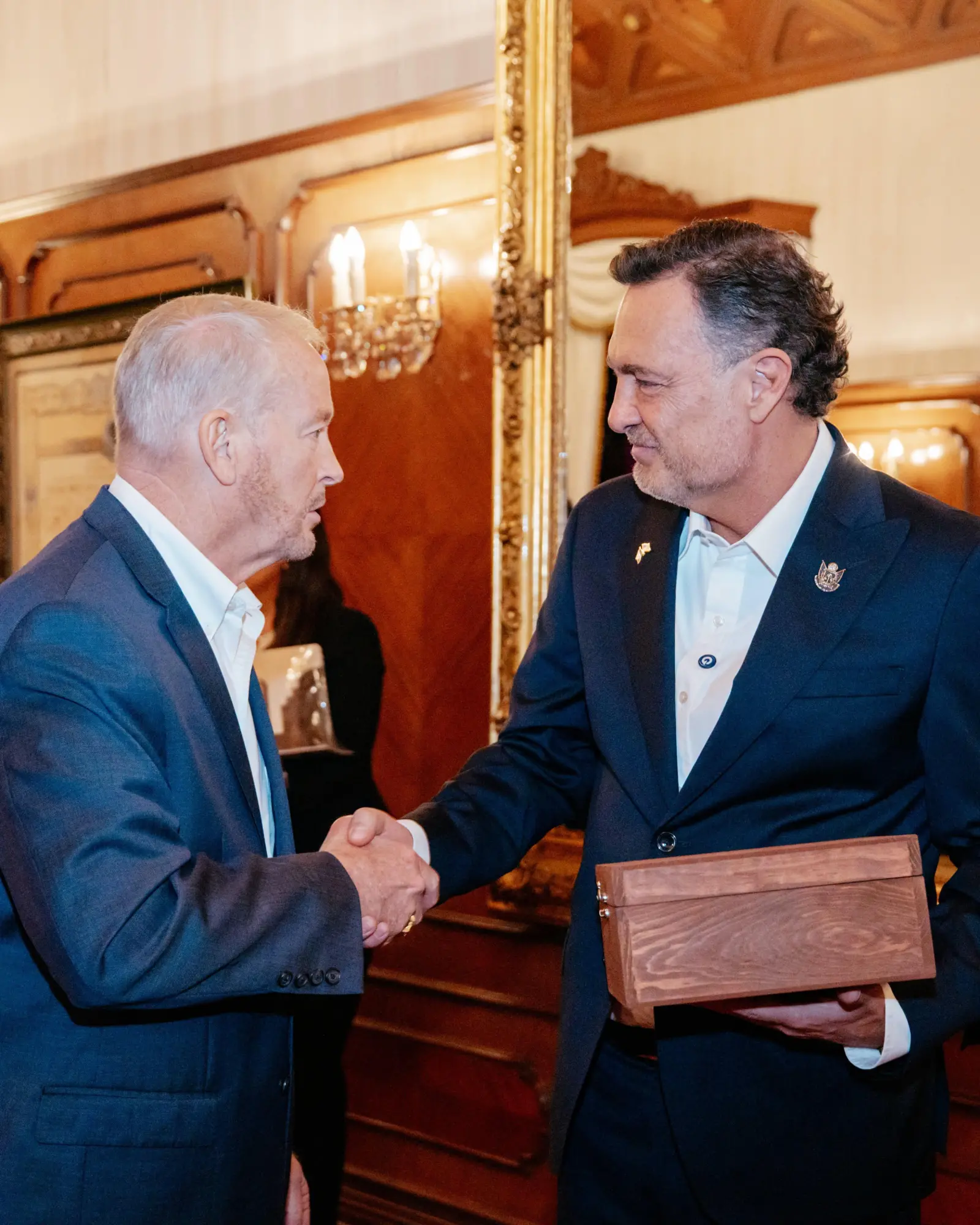 $!Ronald Johnson, Embajador de Estados Unidos en México, y Mauricio Kuri, Gobernador de Querétaro.