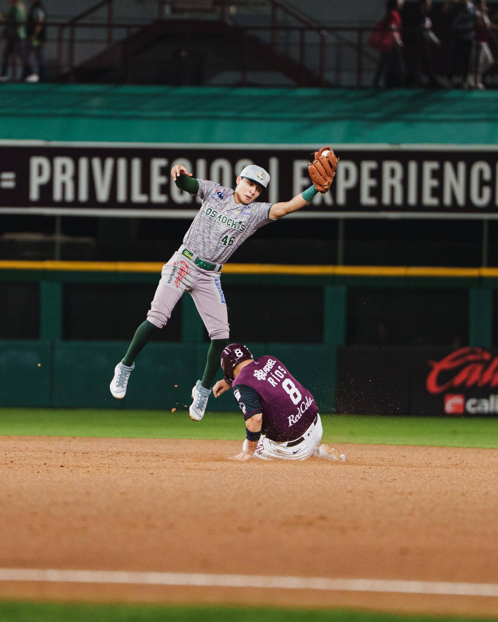 $!Tomateros barre a Cañeros tras duelo de volteretas