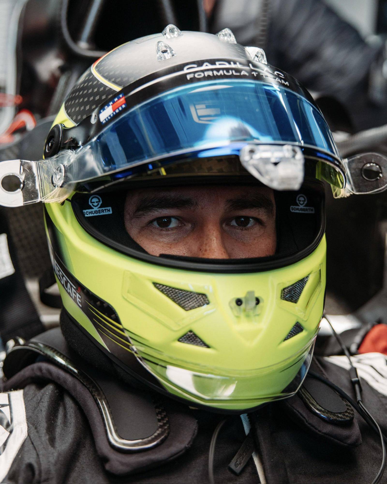 $!Checo Pérez regresa a la pista en Barcelona y finaliza penúltimo en la pretemporada de F1