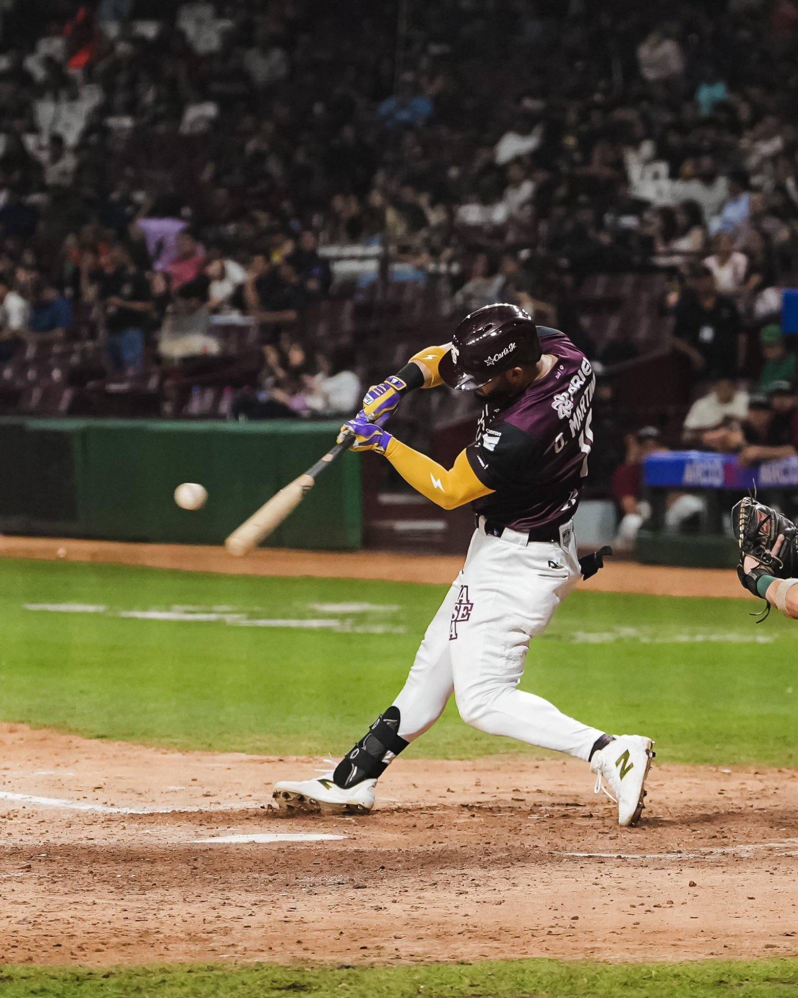 $!Tomateros barre a Cañeros tras duelo de volteretas