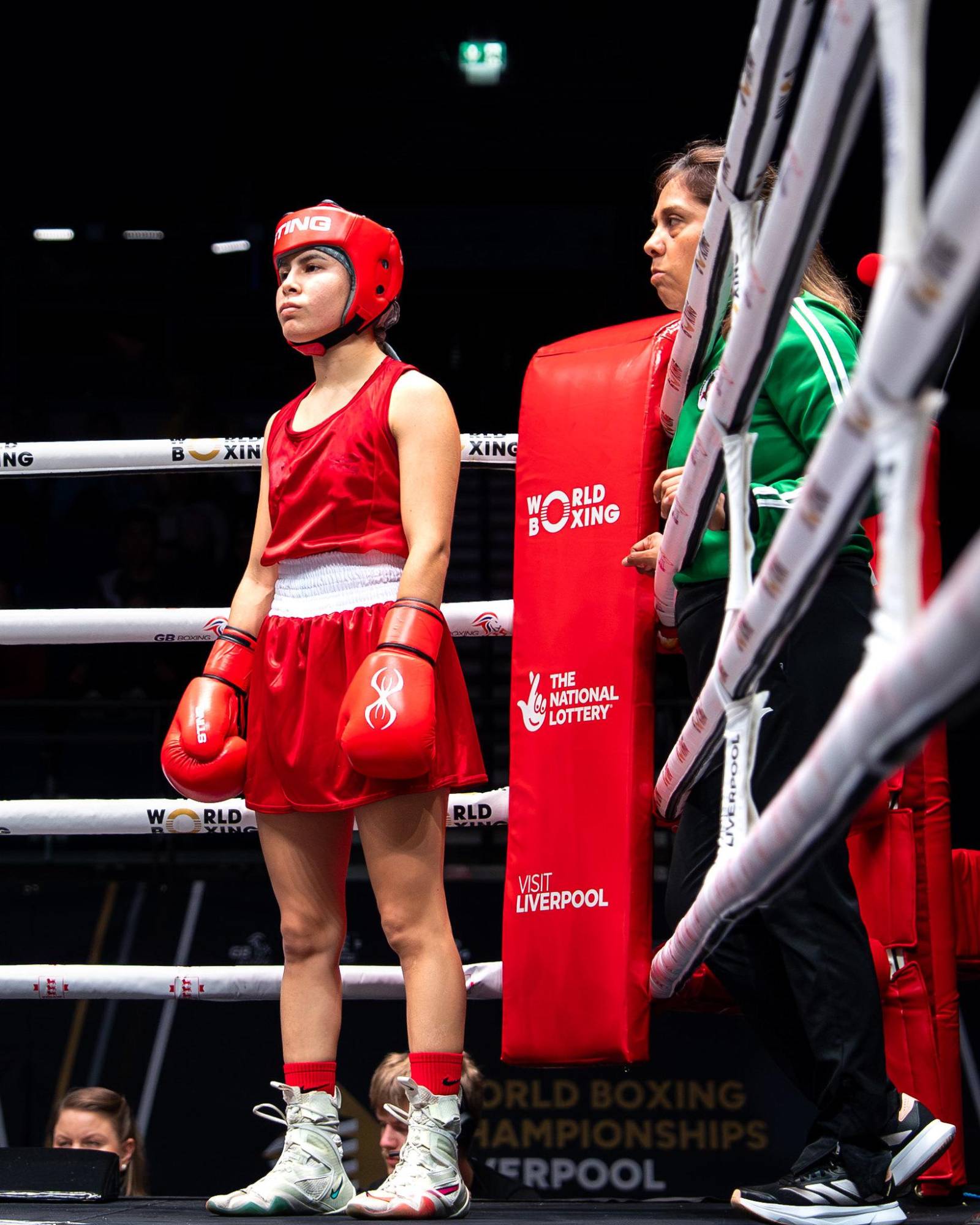 $!Mazatleca Esmeralda Patiño debuta con triunfo en Mundial de Boxeo tras vencer a la campeona italiana