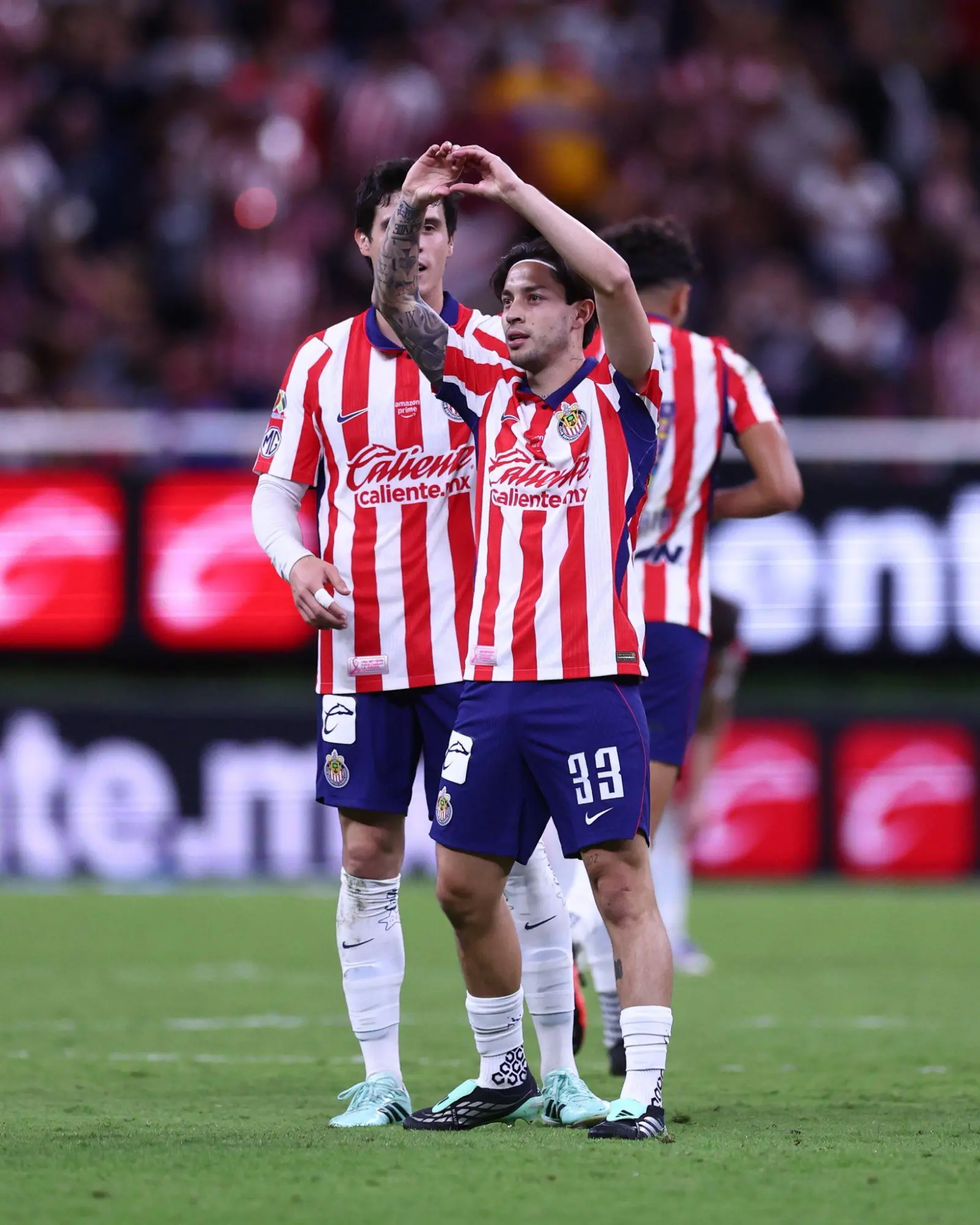 $!Sinaloense Jordan Carrillo se estrena con Chivas y rescata el empate 1-1 ante Tigres