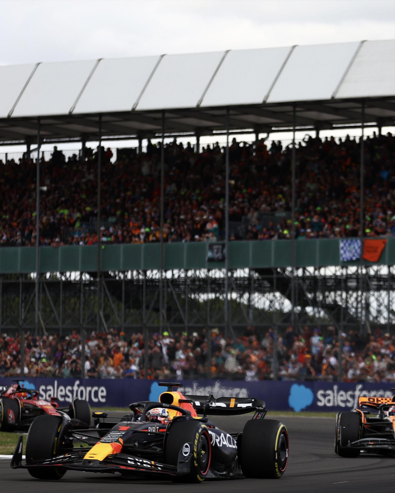 $!Checo remonta al sexto lugar en GP de Gran Bretaña; Verstappen gana otra vez
