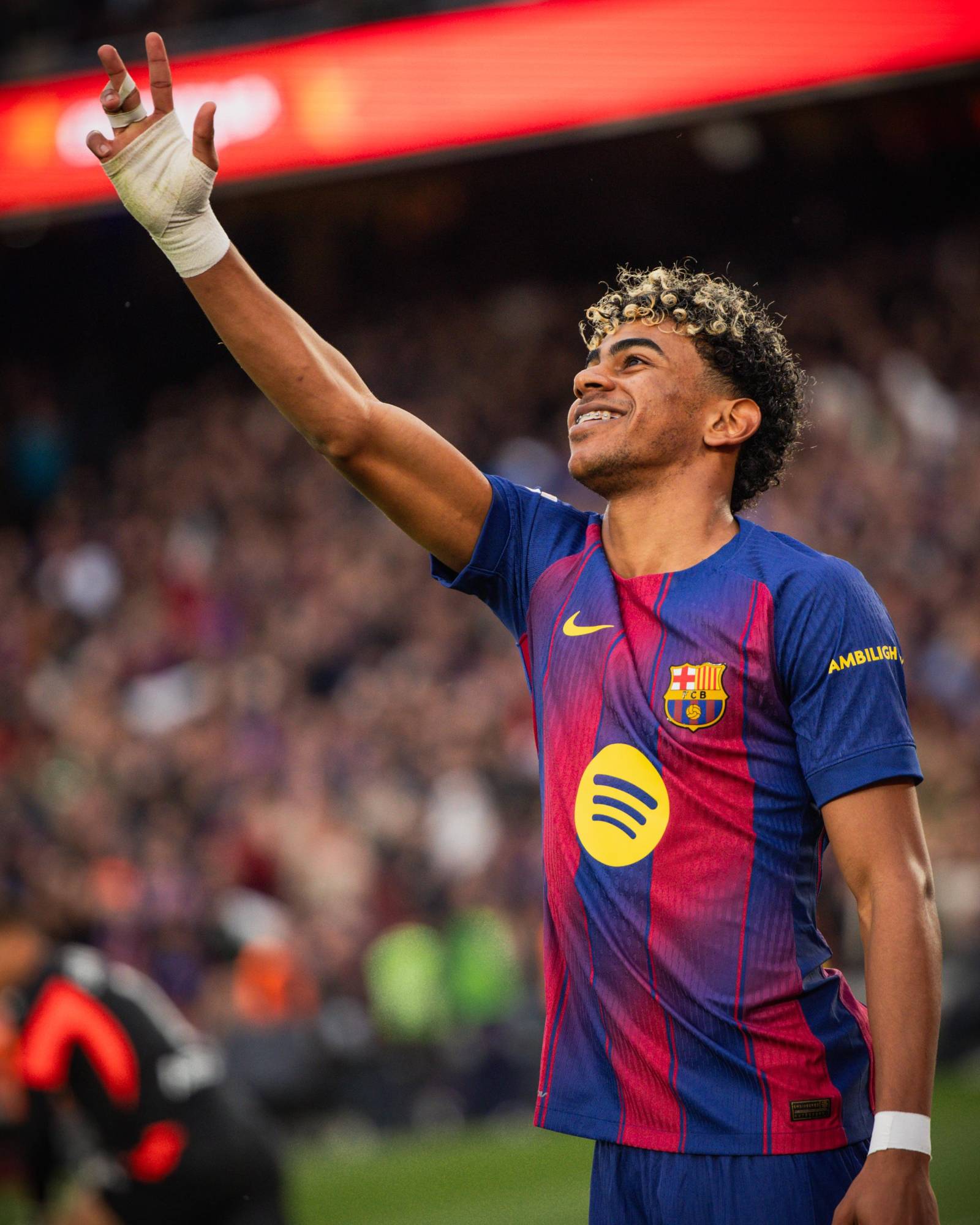 $!Barcelona defiende el liderato con hat trick histórico de Lamine Yamal