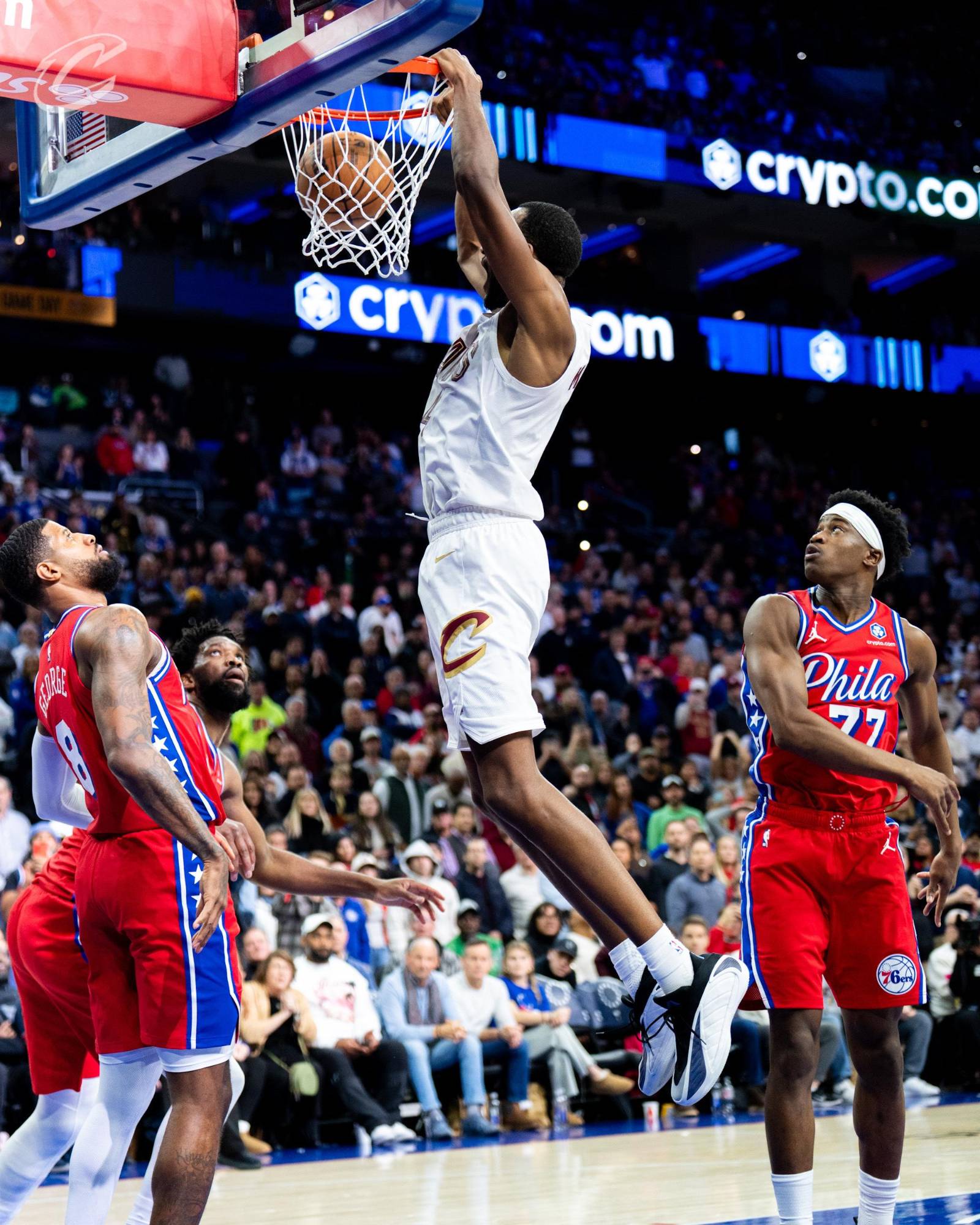 $!Jaylon Tyson brilla con 39 puntos y guía remontada de Cavs sobre 76ers