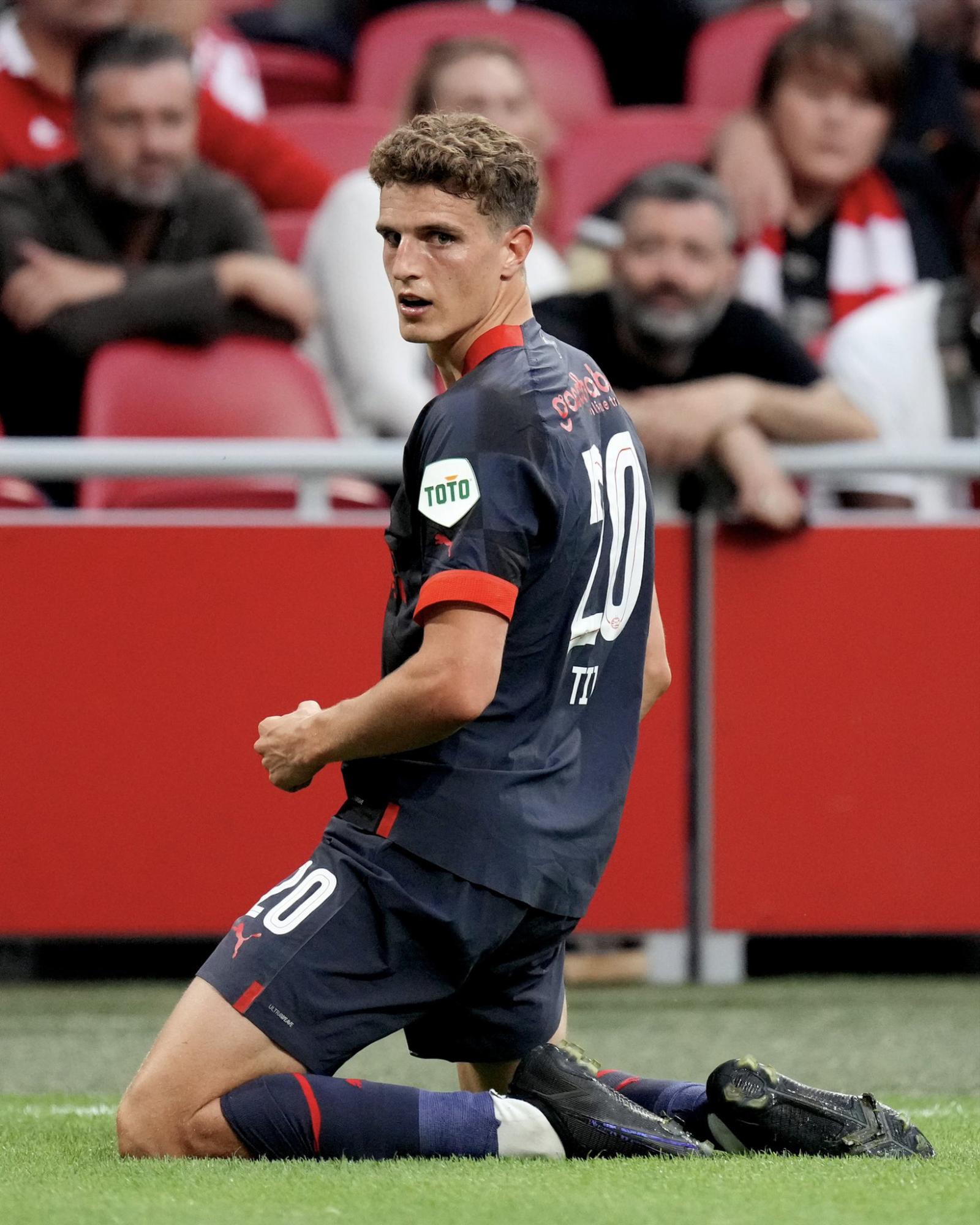 $!‘Guti’ es campeón de la Supercopa de Holanda