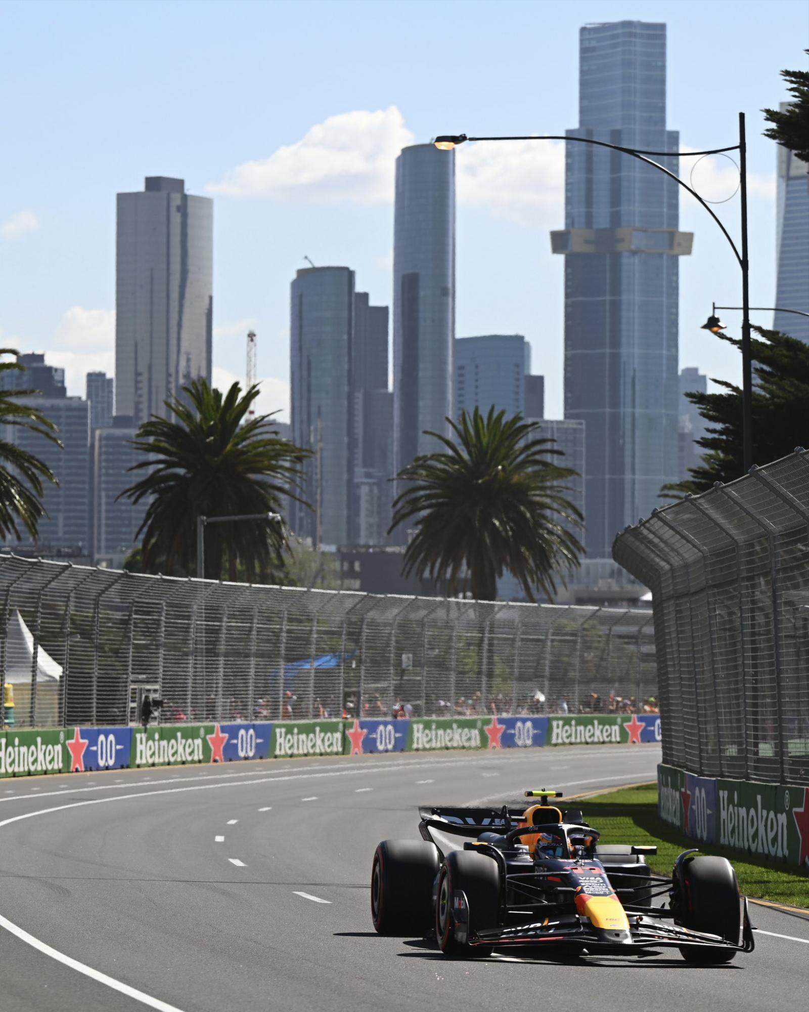 $!Penalizan a Checo Pérez y pierde tres puestos en la parrilla del GP de Australia