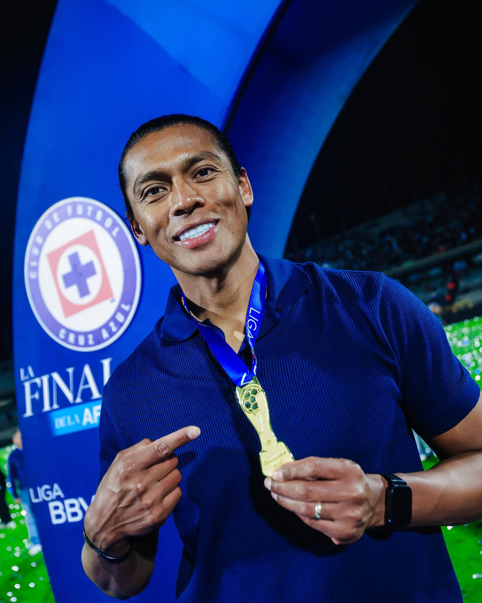 $!Cruz Azul ratifica al sinaloense Joel Huiqui en el banquillo de DT tras conquistar la décima
