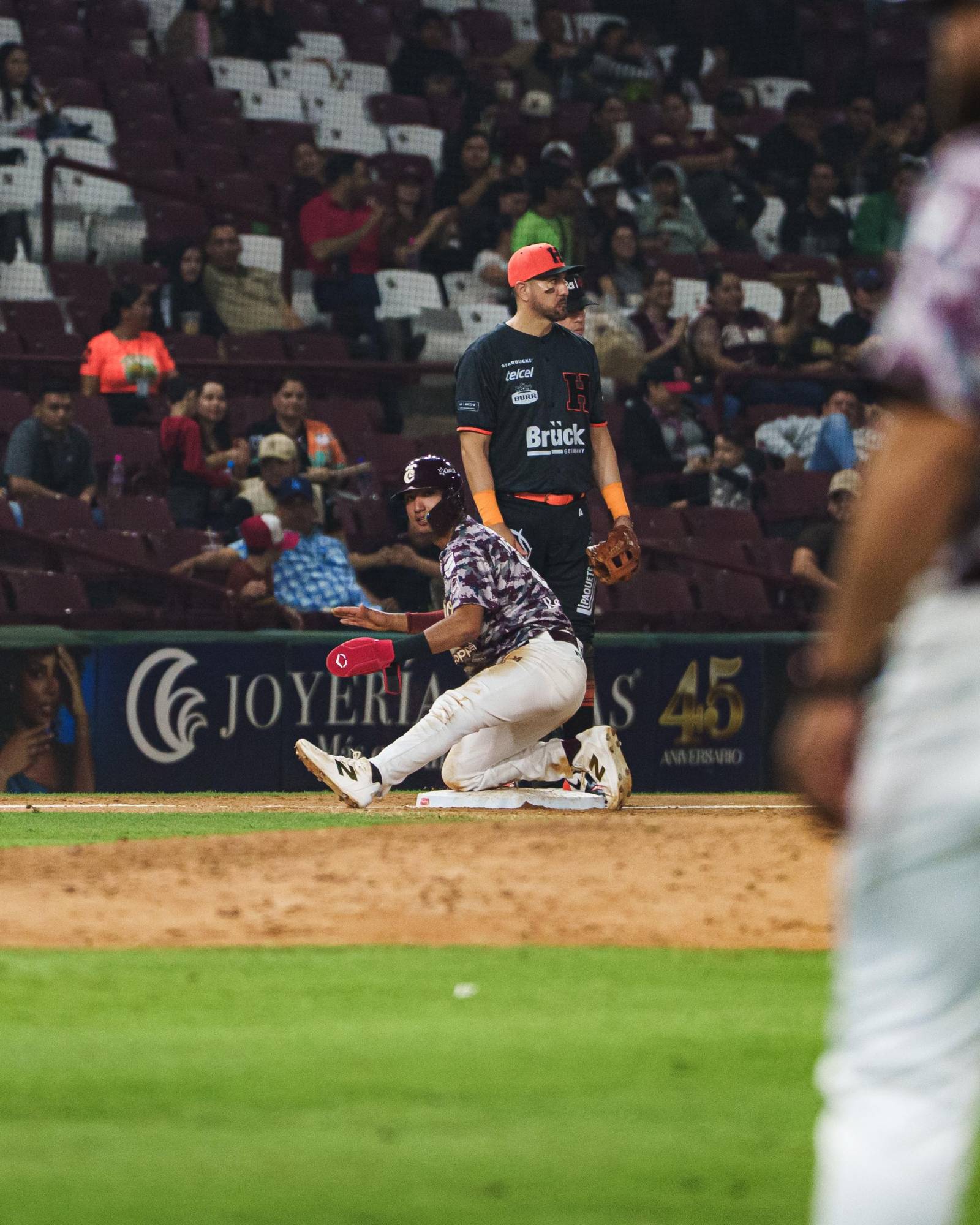 $!Tomateros remonta en extras y asegura la serie ante Naranjeros