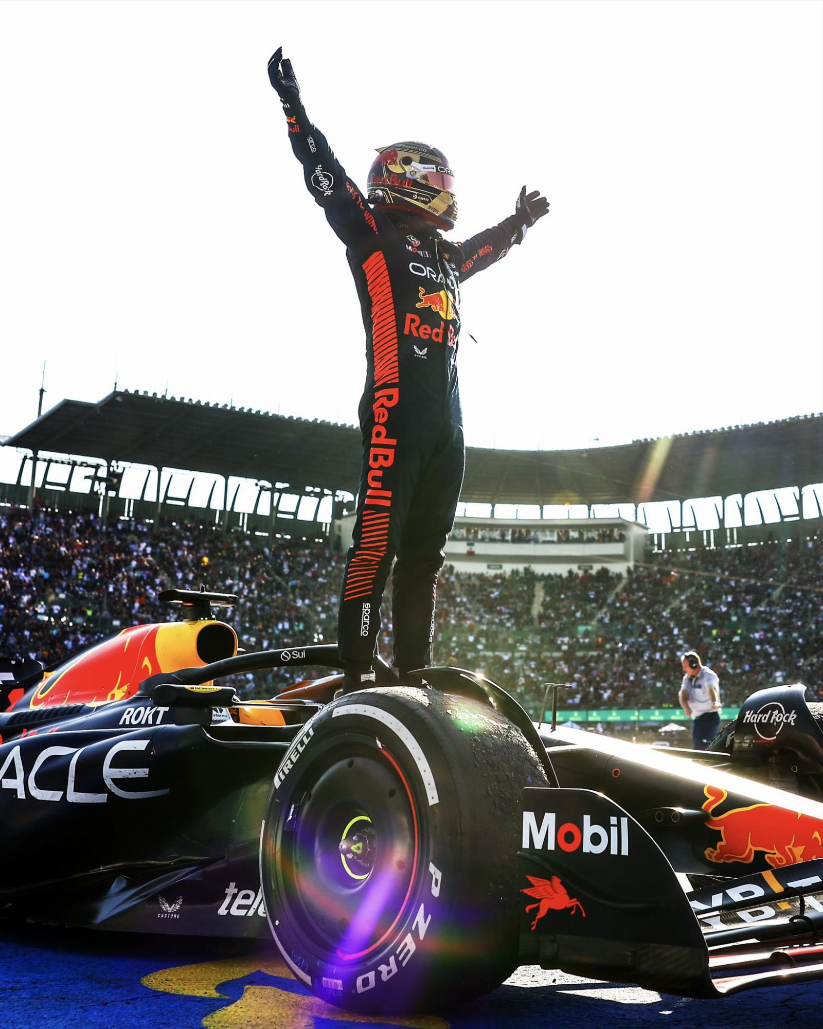 $!¡Sigue siendo el rey! Verstappen gana su quinto GP de México