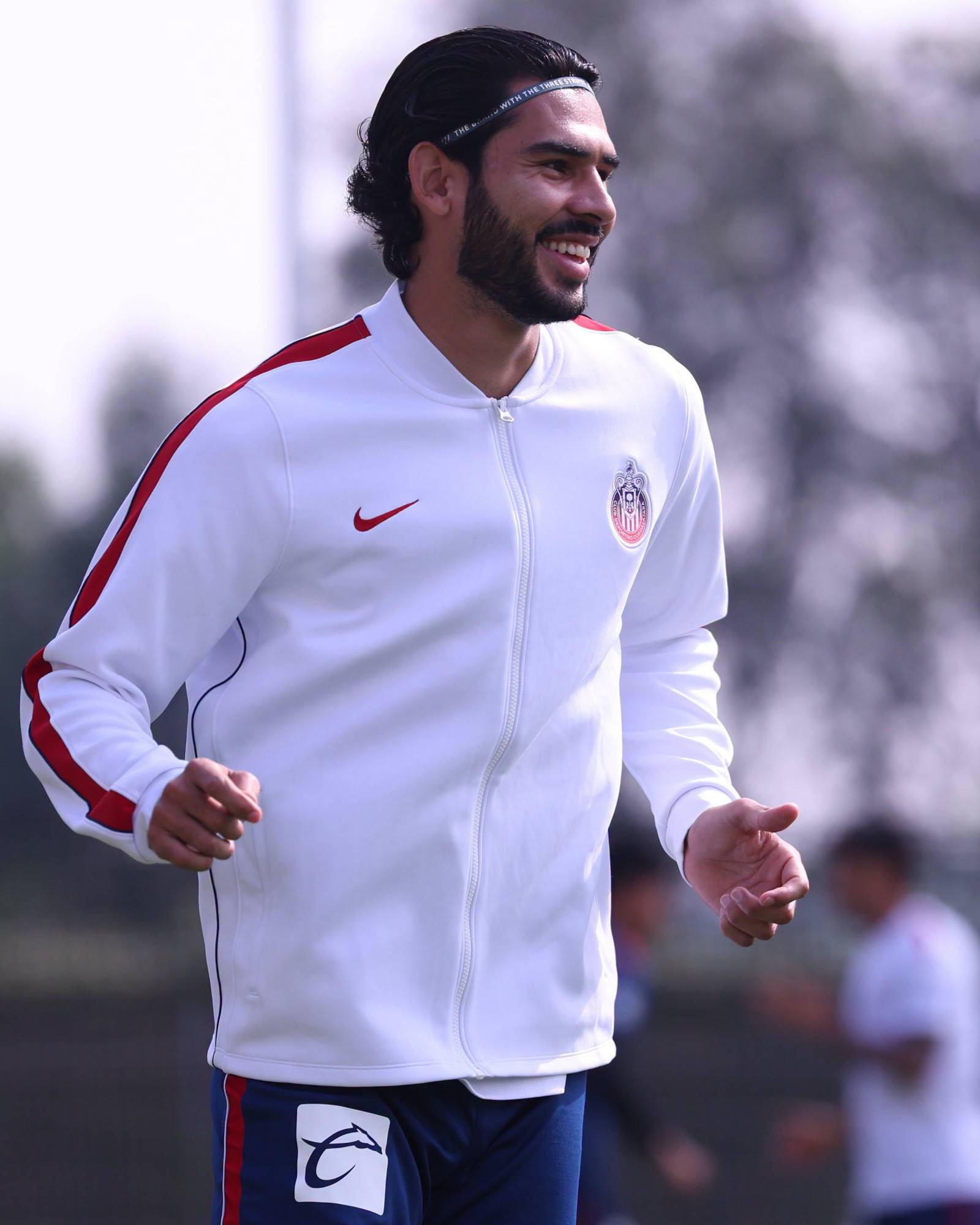 $!Sinaloense Vladimir Moragrega pelea por un lugar en el primer equipo de Chivas