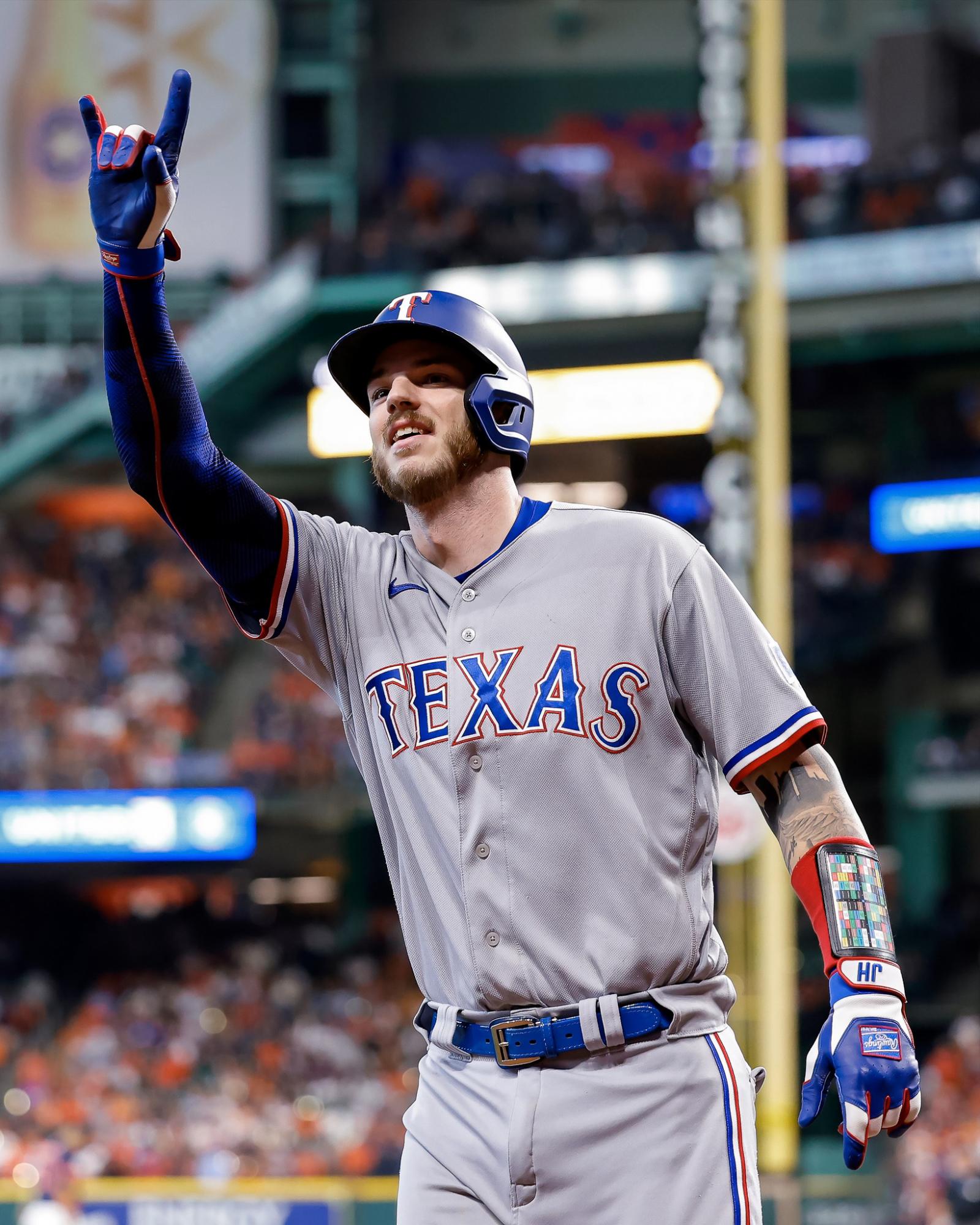 $!Rangers madruga a Astros y viaja a casa con ventaja de 2-0 en la SCLA