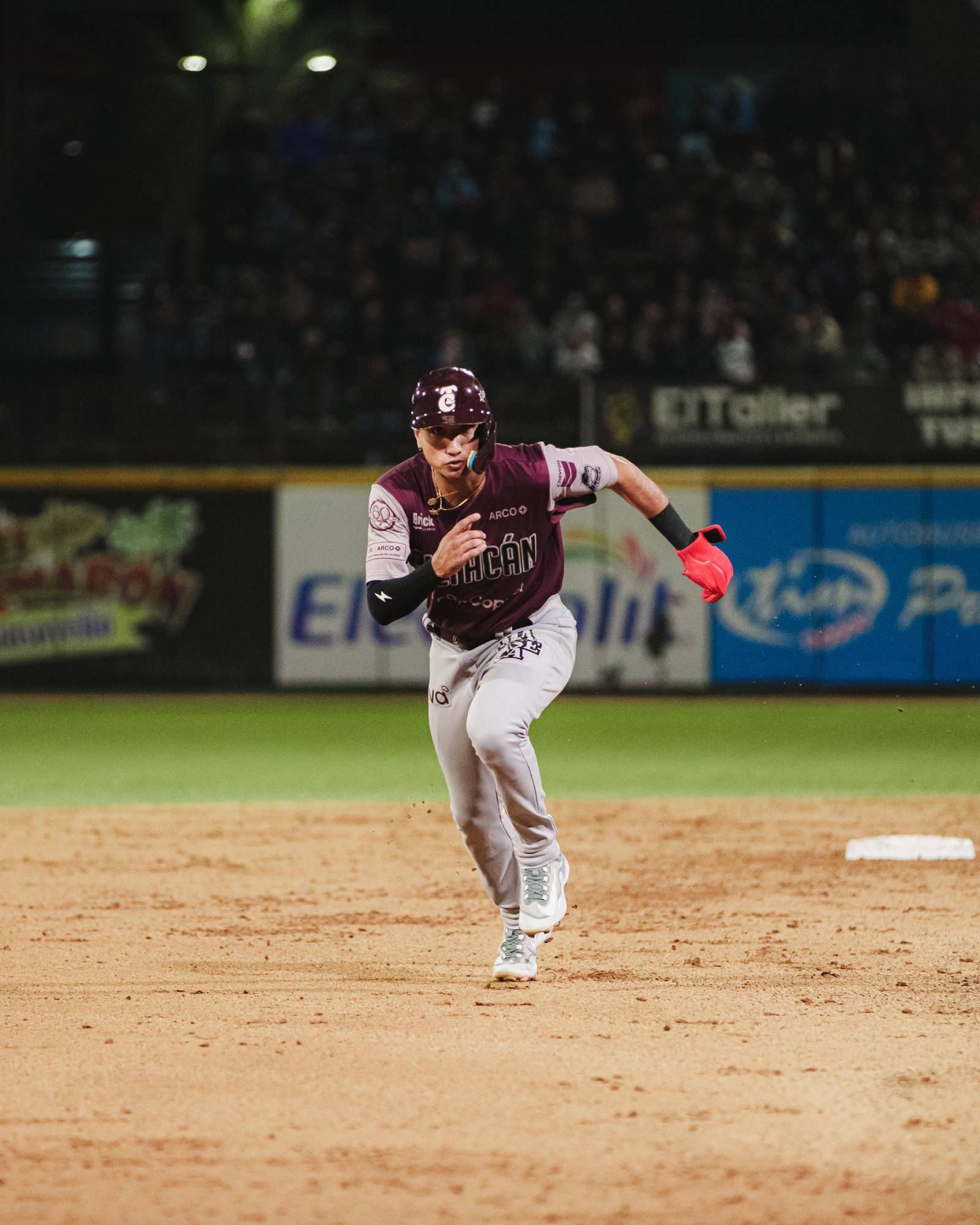 $!Tomateros vencen 4-2 a Algodoneros y se colocan a un triunfo de la final