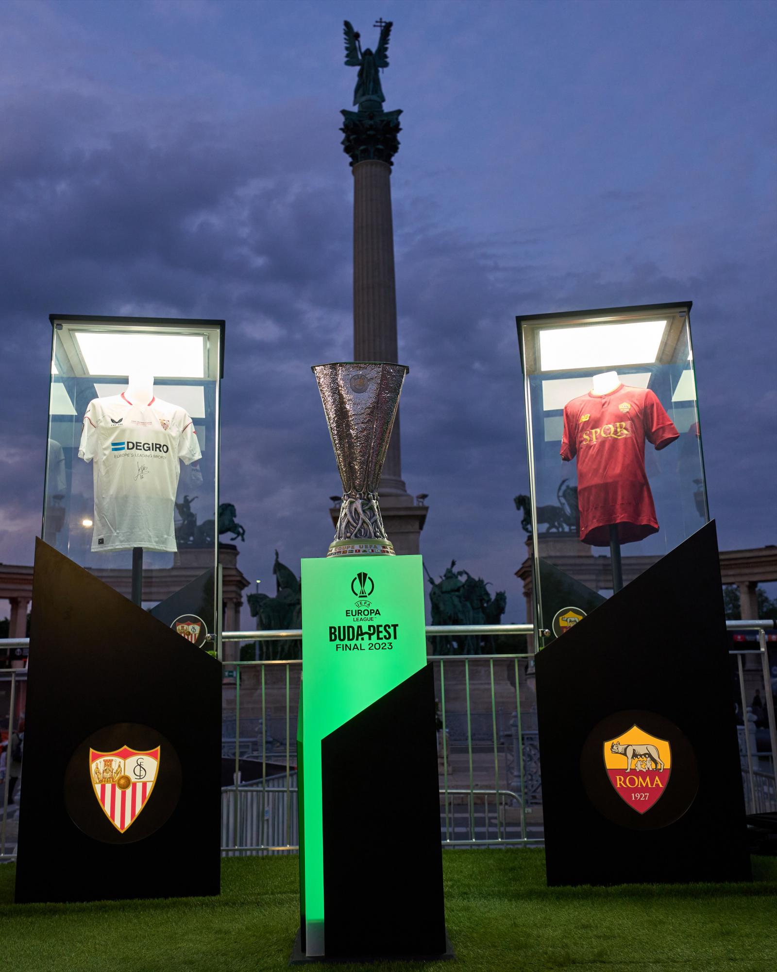 $!Sevilla y Roma salen en busca del trofeo de campeón de la Europa League