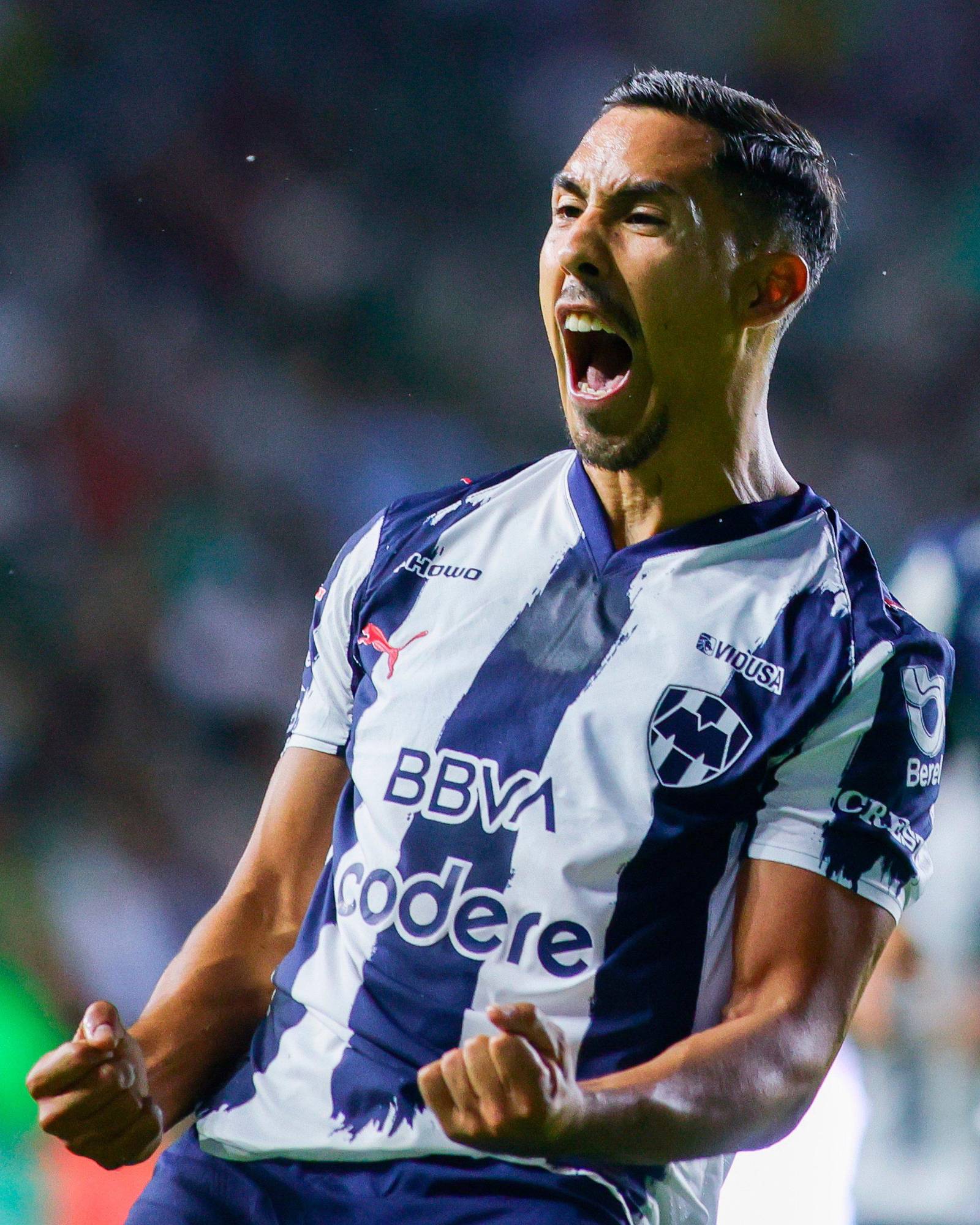 $!Rayados aprovechó errores de León y se une a los líderes