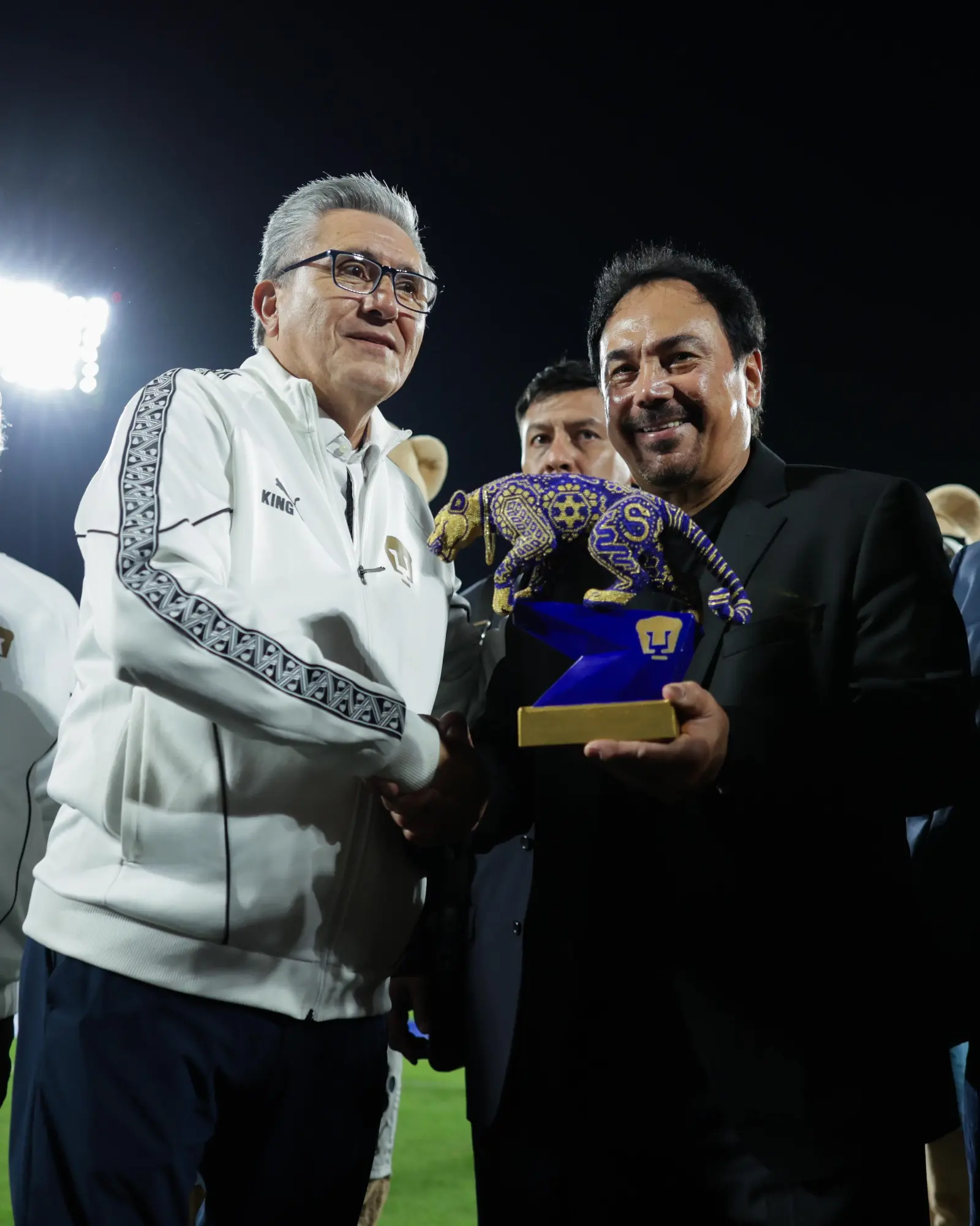 $!Hugo Sánchez vuelve al Olímpico Universitario para recibir un histórico homenaje a 50 años de su debut