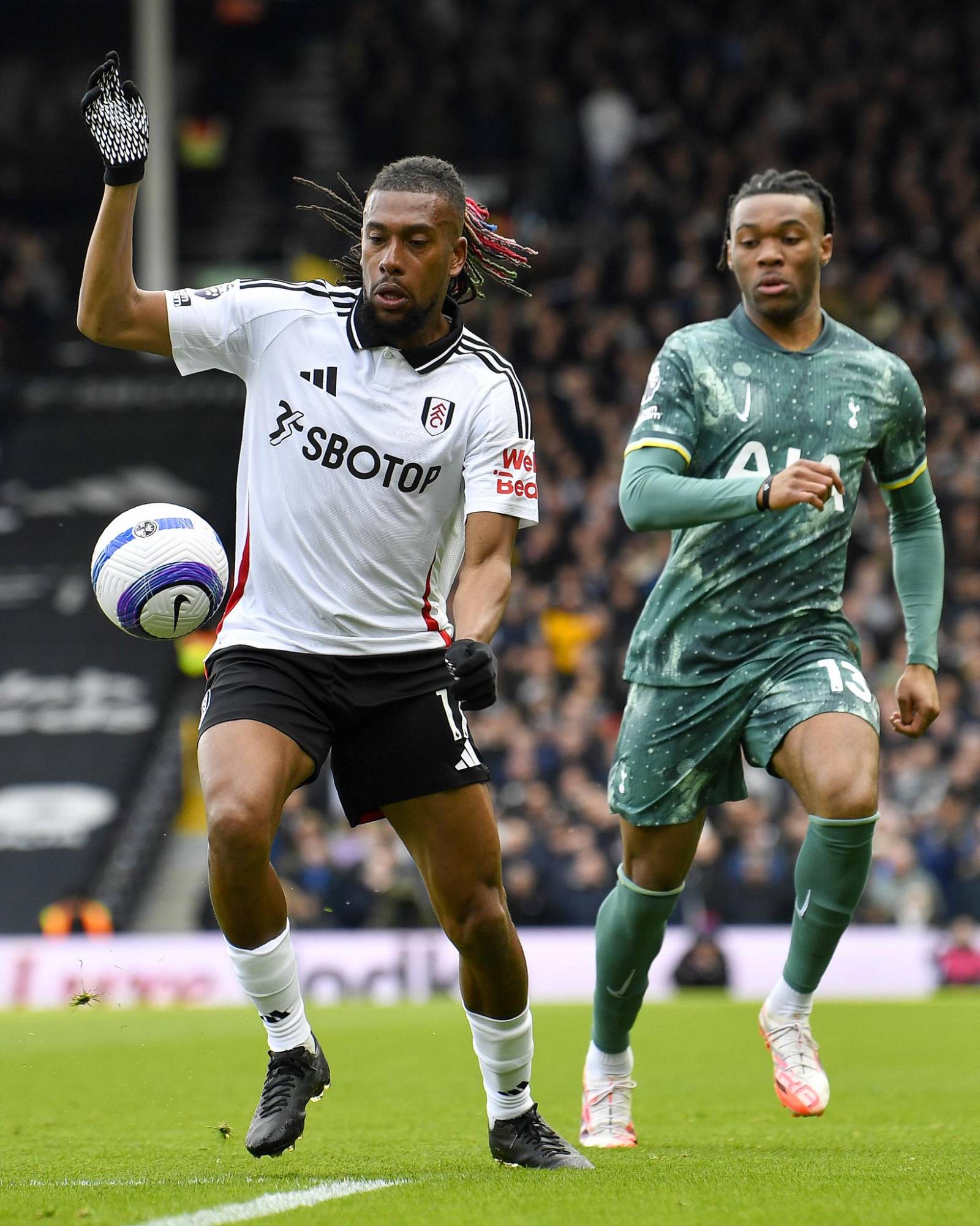 $!Fulham vence al Tottenham con goles de Muniz y Sessegnon; Raúl Jiménez aporta en la victoria