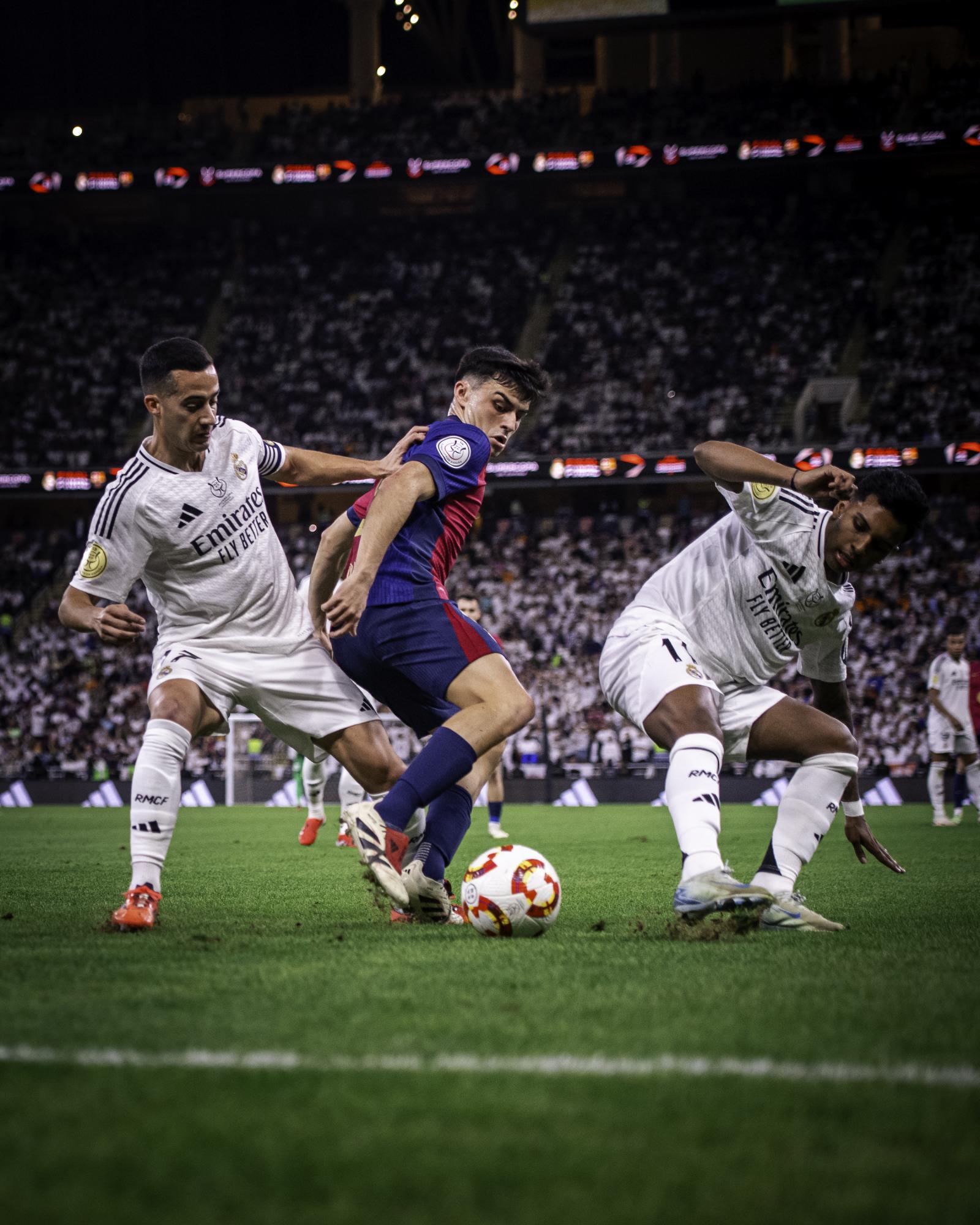 $!Barcelona arrolla al Real Madrid y conquista la Supercopa de España