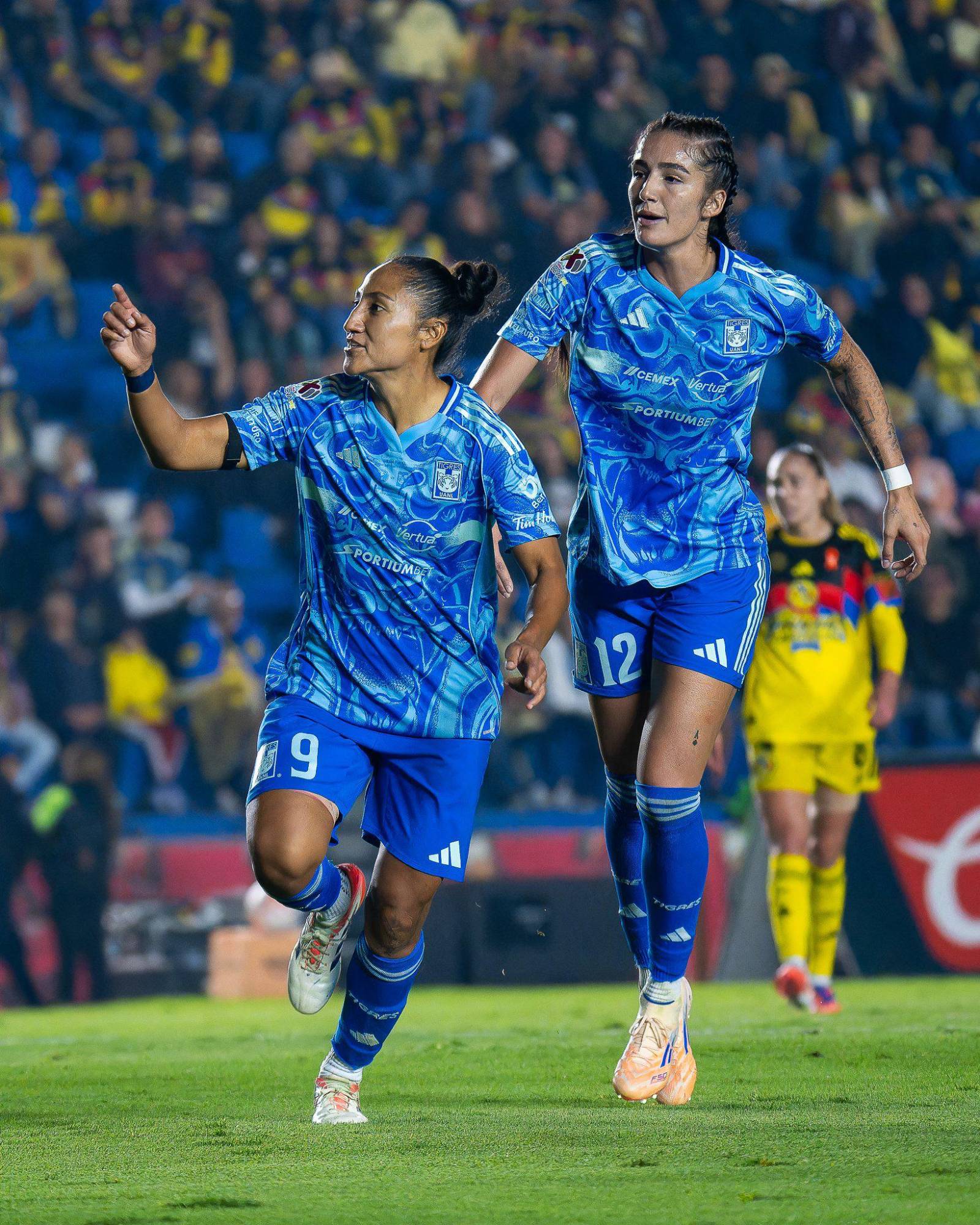$!Tigres remonta un 3-0 y congela al América en la final de ida de la Liga MX Femenil