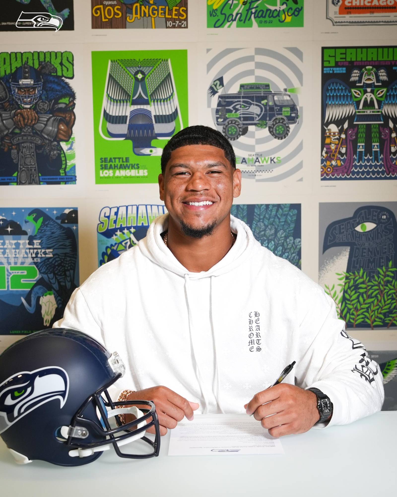 $!De Cancún al Super Bowl LX: Elijah Arroyo lleva sus raíces mexicanas al escenario más grande de la NFL