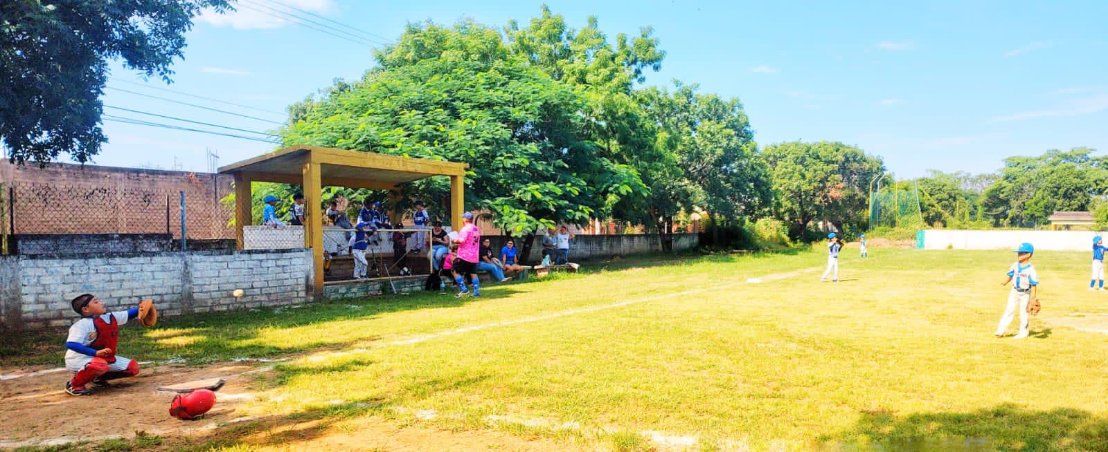 $!Lluvia de carreras en la Toronja de la Liga Pelikanos