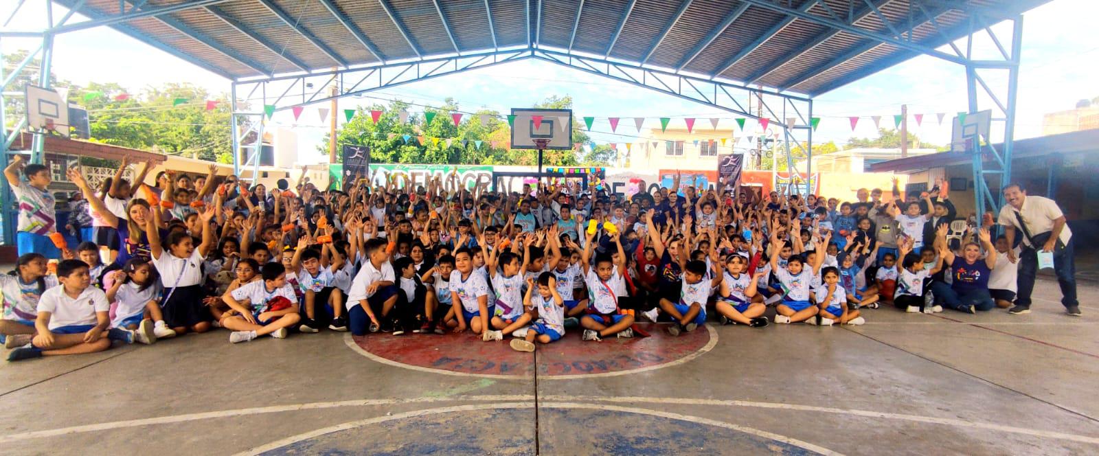 $!Festeja la escuela Democracia la inclusión, en el marco del Día Internacional de Personas con Discapacidad