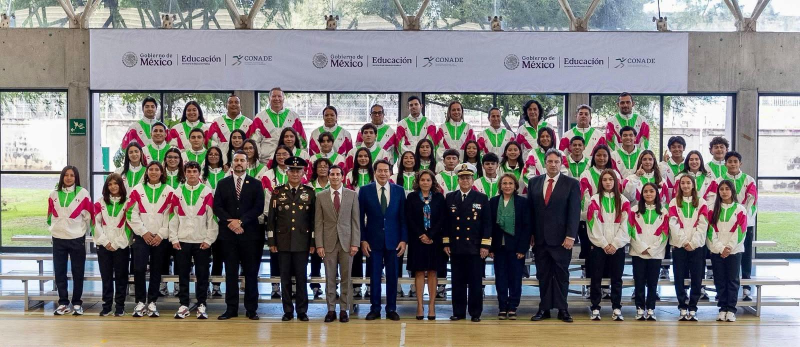 $!Mazatleco Jorge Nieblas abandera a la delegación mexicana para los Juegos Olímpicos de la Juventud 2026