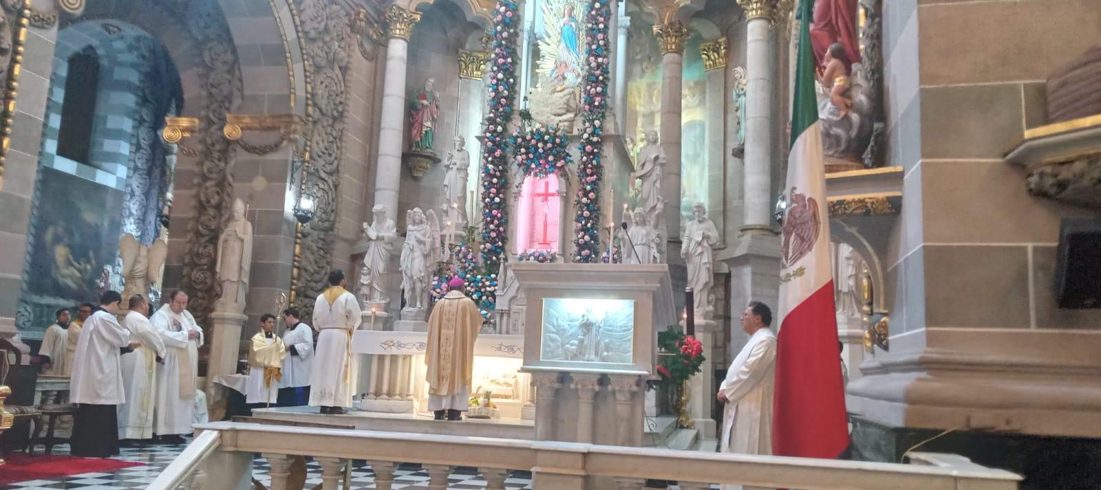 $!Pide Obispo a la Virgen de la Inmaculada Concepción que no haya huracanes ni Covid ni violencia