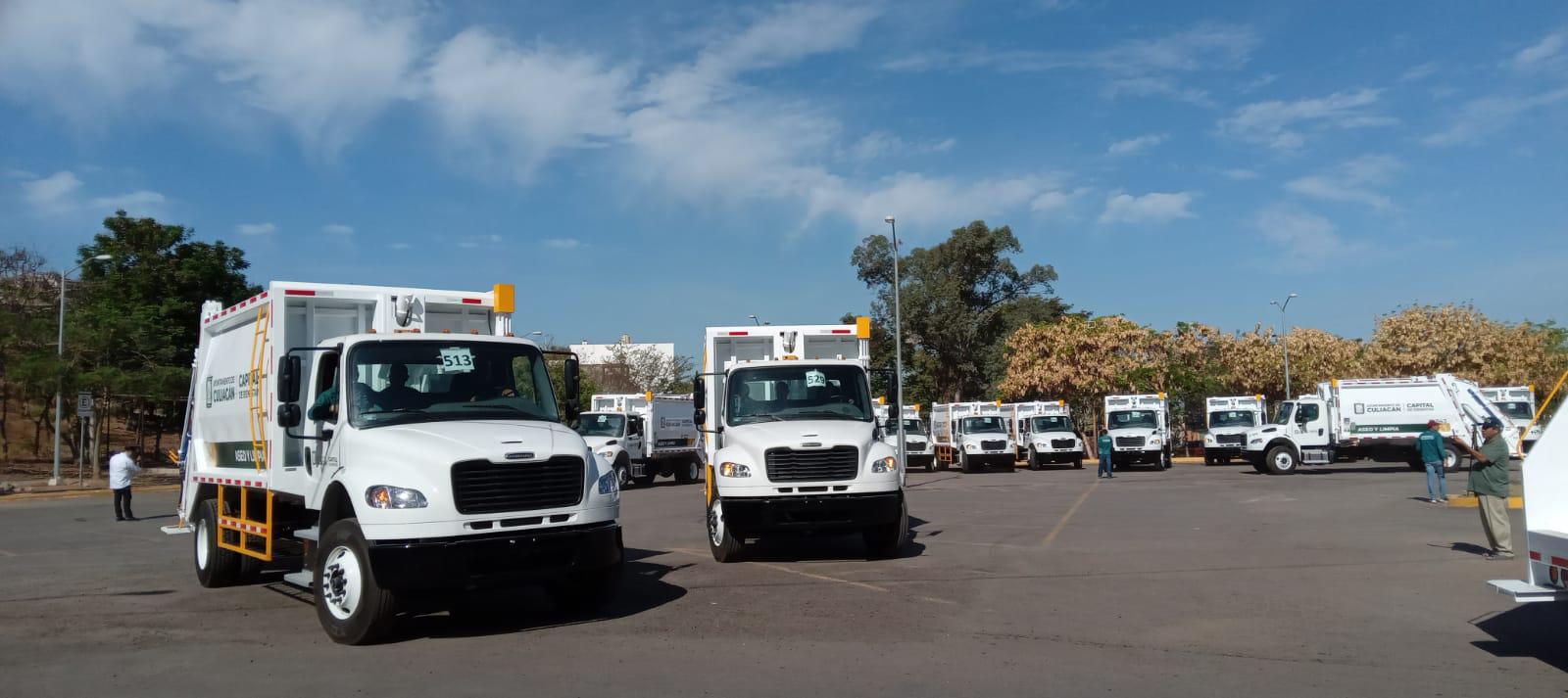 $!Entrega Gobierno de Culiacán 40 camiones recolectores de basura