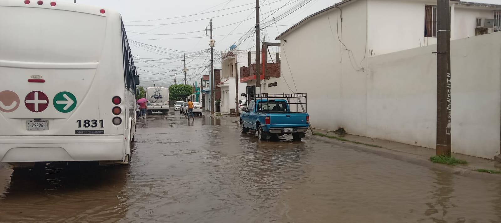 $!Se desborda el arroyo Jabalines en La Foresta; piden ayuda al Gobernador y al Alcalde para muro
