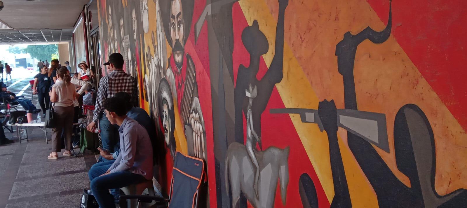 $!Productores agrícolas de Sinaloa toman Palacio de Gobierno ante incumplimiento de pagos