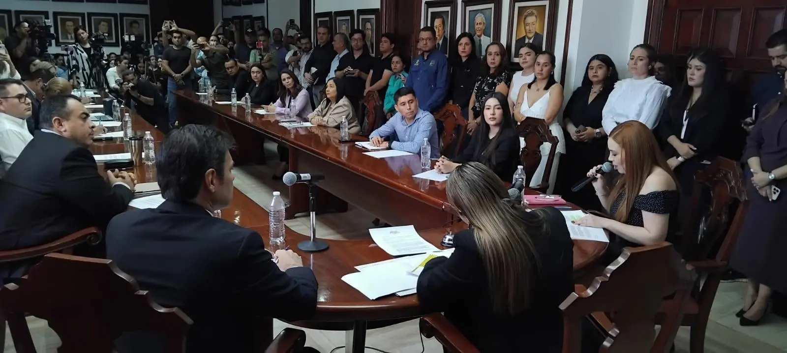 $!Entrega Ana Miriam Ramos informe de labores en medio de la separación de Gámez Mendívil por señalamientos en EU