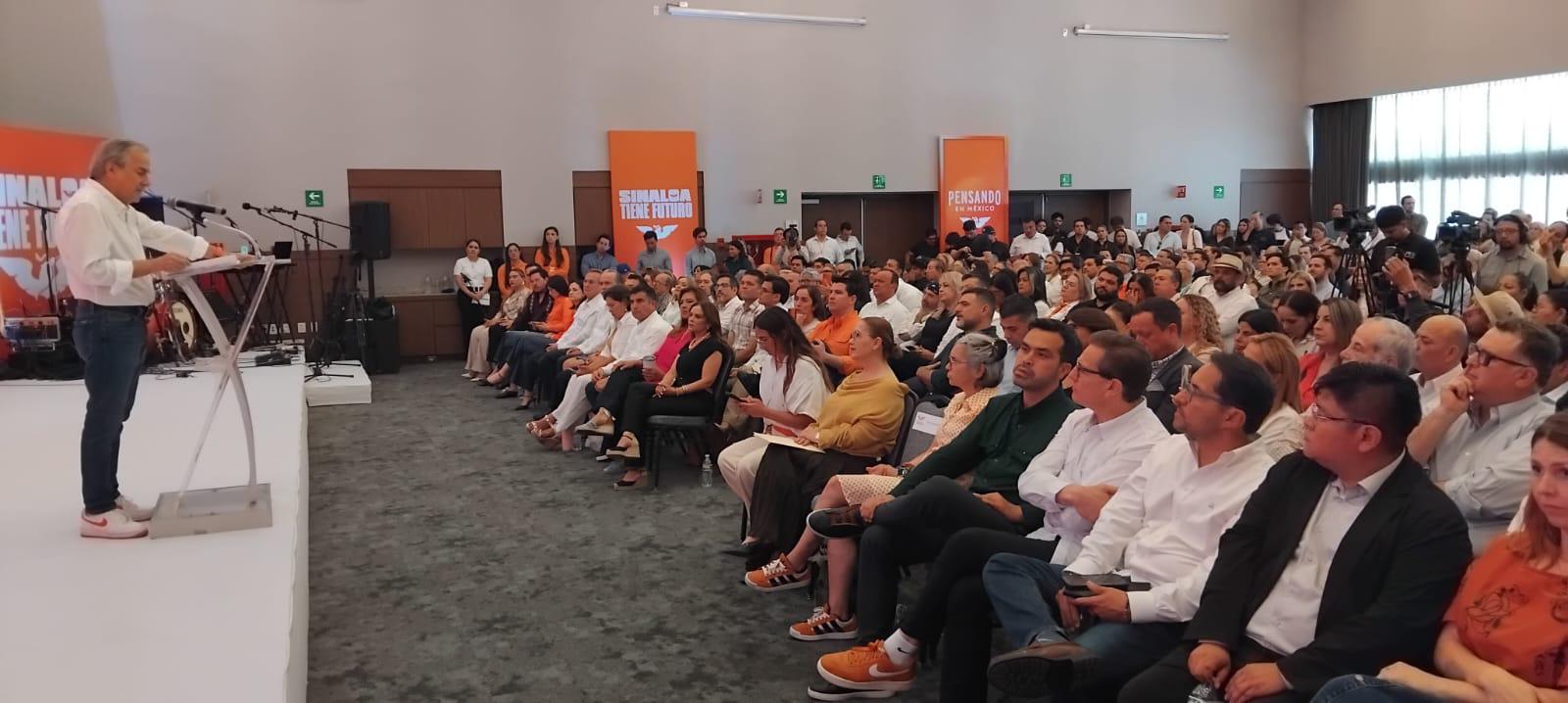 $!Máynez presenta a nuevos consejeros de Movimiento Ciudadano en Sinaloa