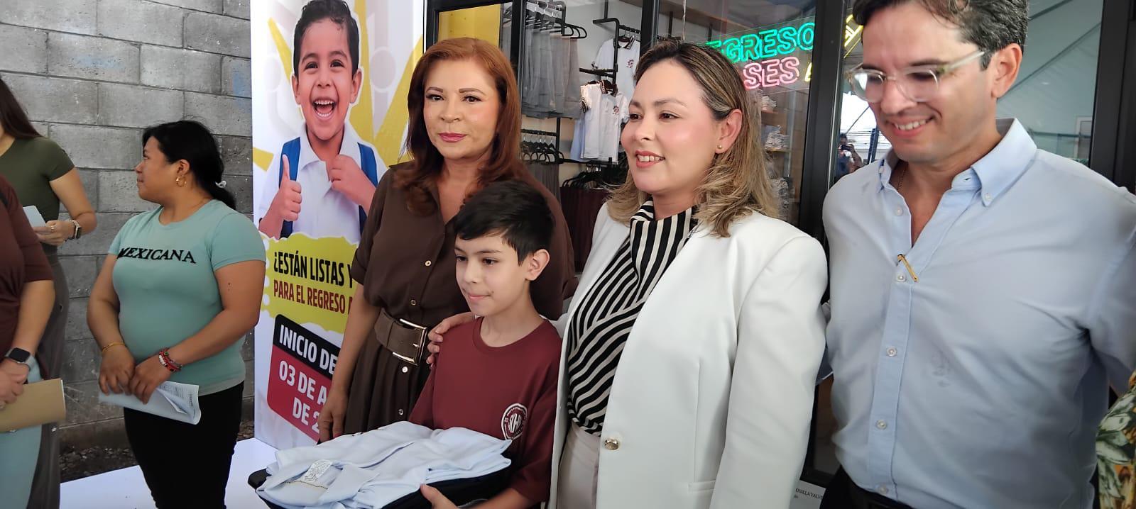 $!Arranca en Sinaloa el canje de uniformes, útiles y calzado para 481 mil estudiantes