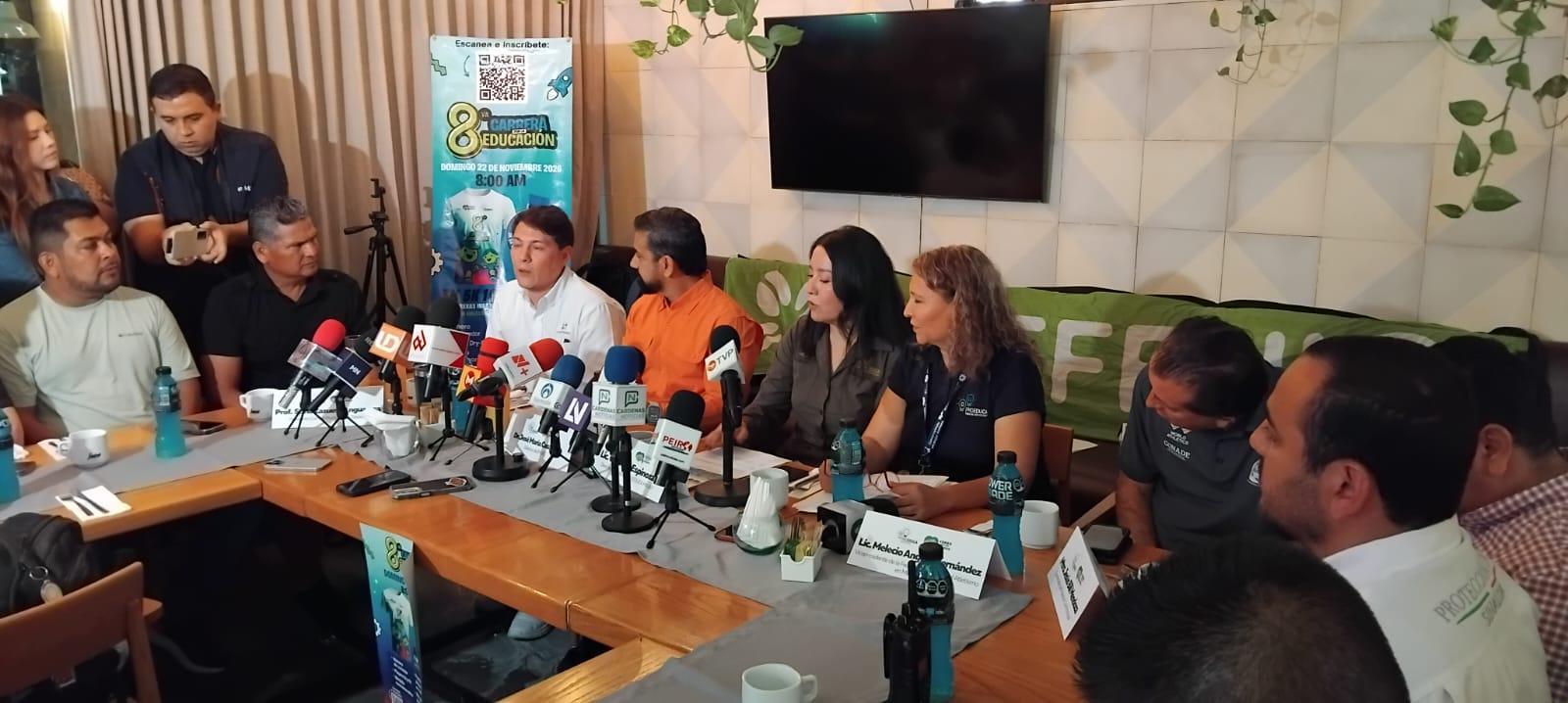 $!Proeduca y representantes de los organismos participantes dan detalles de la carrera.