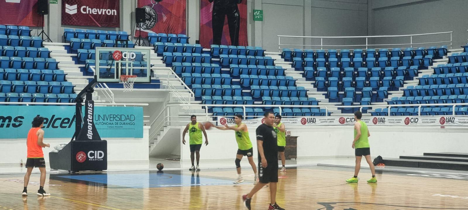 $!Arranca Piratas Basketball nueva semana de pretemporada en Lobo Dome