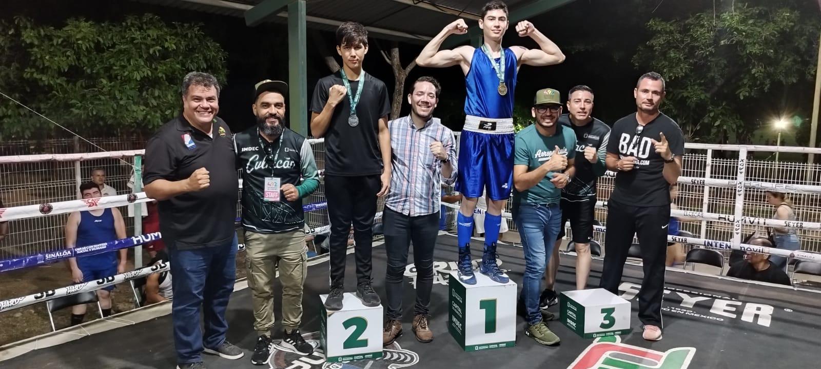 $!Festejan Culiacán con ‘ganchos al hígado’