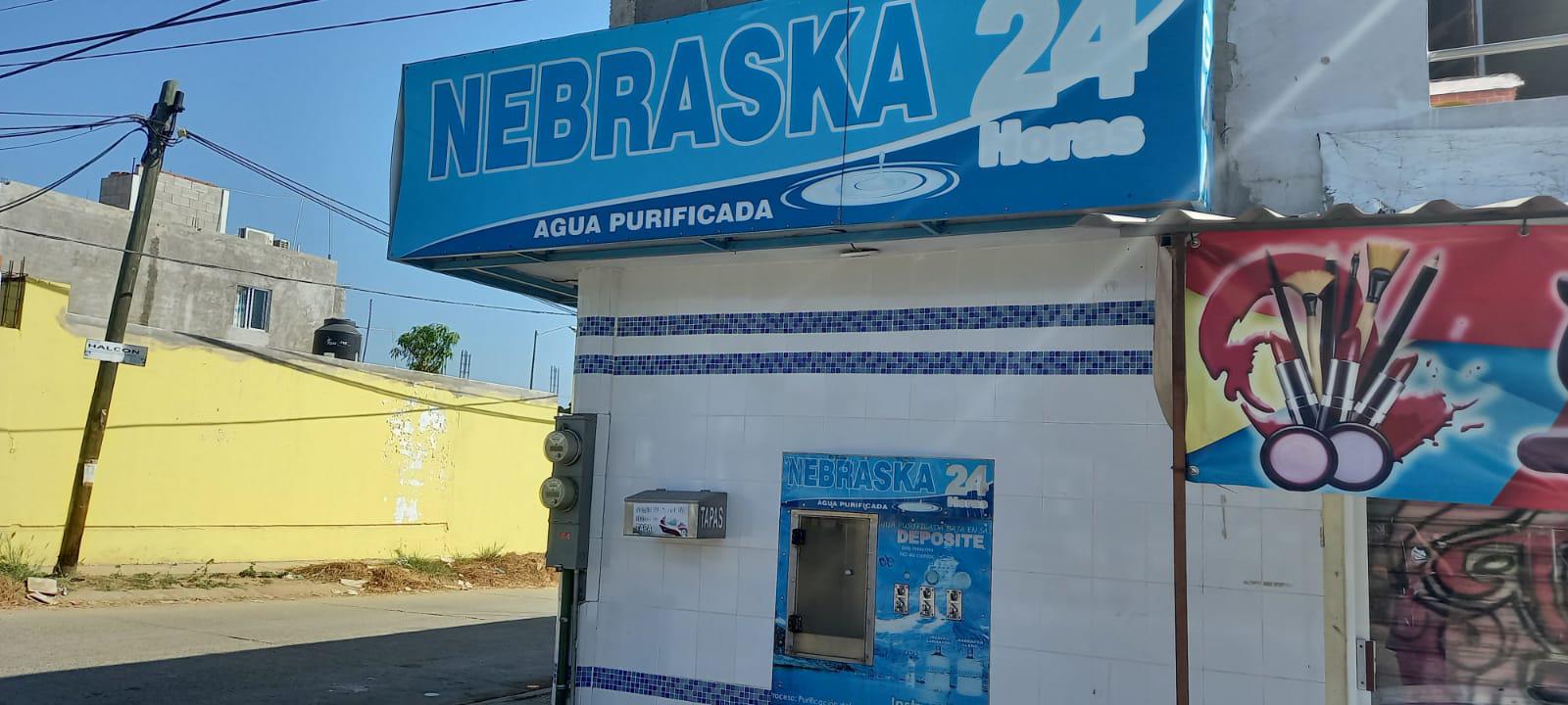 $!Comercios de Mazatlán temen se extienda el desabasto de agua, porque tendrán pérdidas