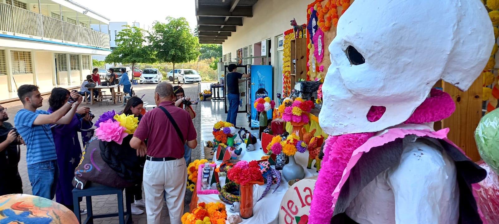 $!En Culiacán, los altares mantienen viva la memoria de los que ya no están