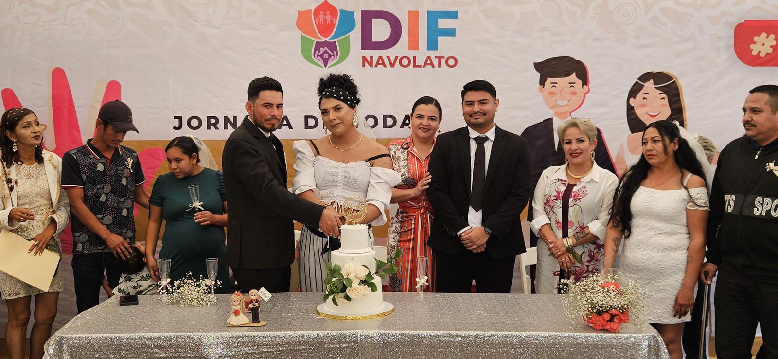 $!Se unen 11 parejas en boda masiva en Navolato
