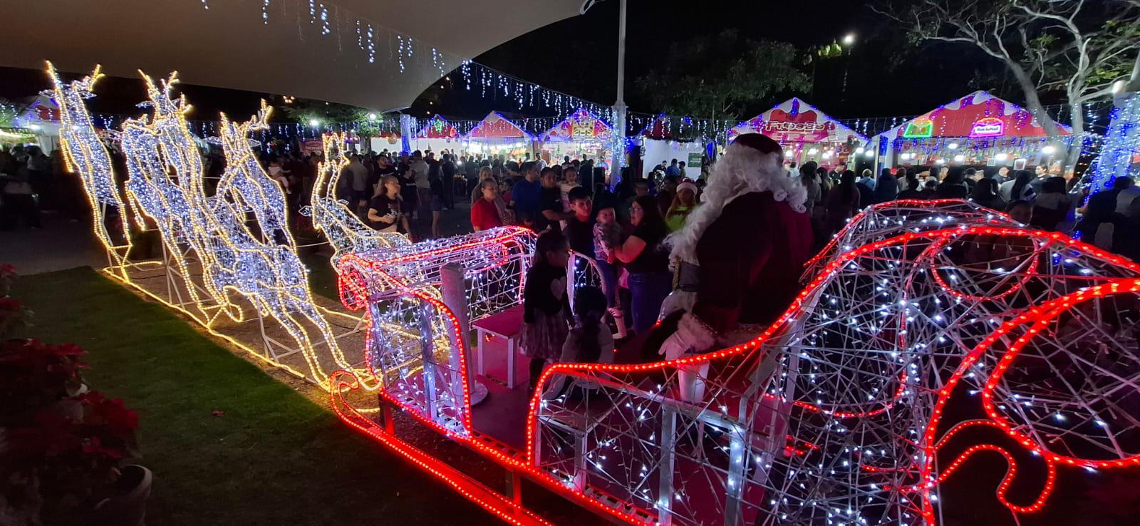 $!Villa Navideña sigue atrayendo a miles de mazatlecos; en Navidad fue visitada por 23 mil personas