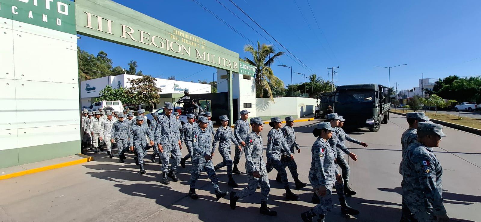 $!Termina la reunión del Secretario de la Defensa Nacional con elementos de esa institución en Mazatlán