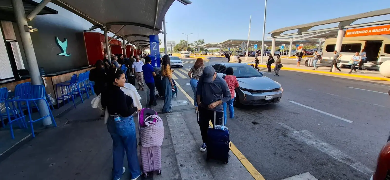 $!Alta afluencia de viajeros marca el arranque de año en el Aeropuerto de Mazatlán