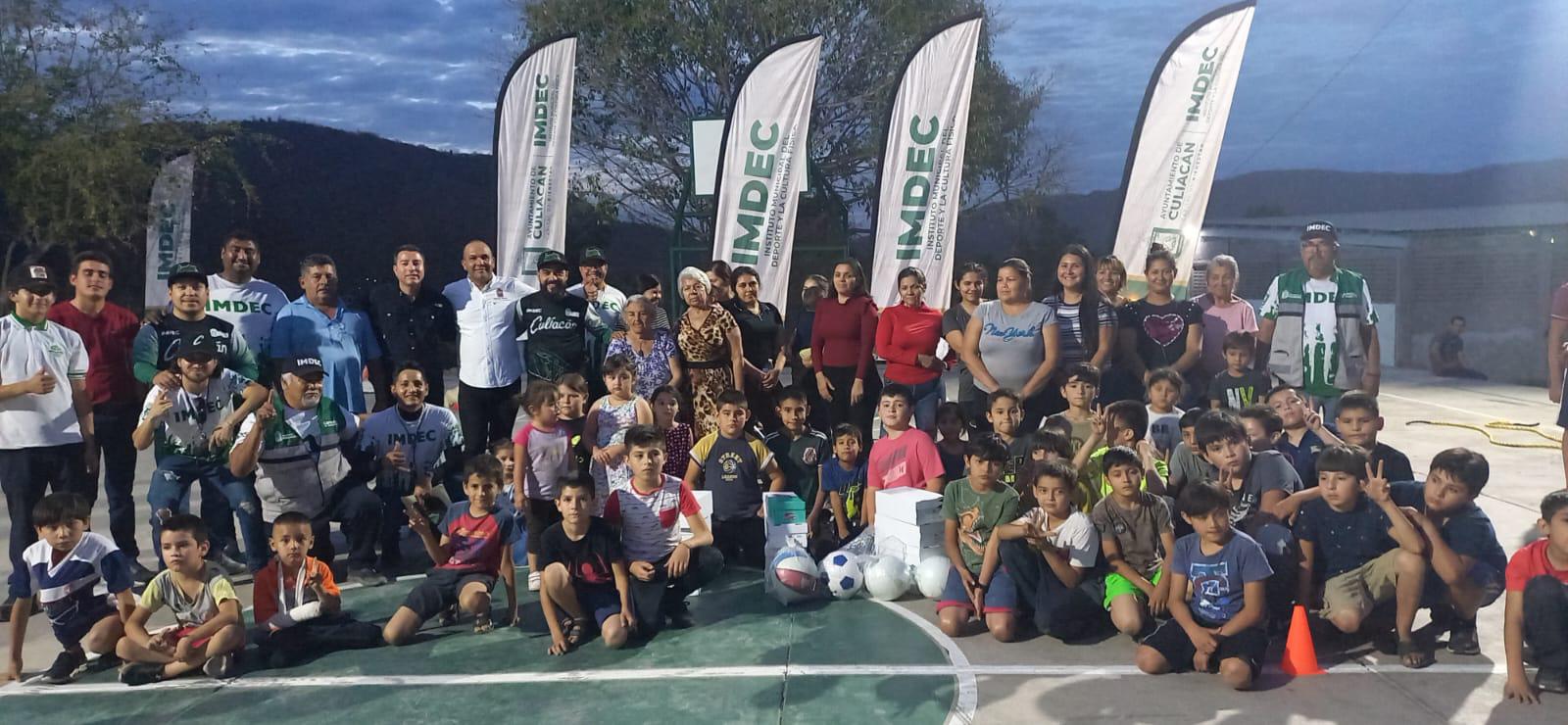 $!Disfrutan de una gran tarde familias de Carboneras con Jornada Deportiva