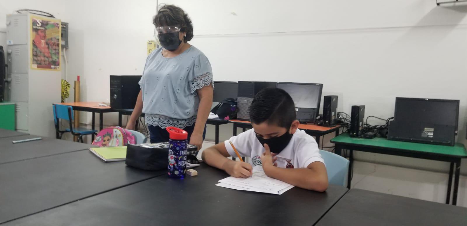 $!Se anuncian clases presenciales, pero en Culiacán las escuelas no se activan y siguen en modo virtual