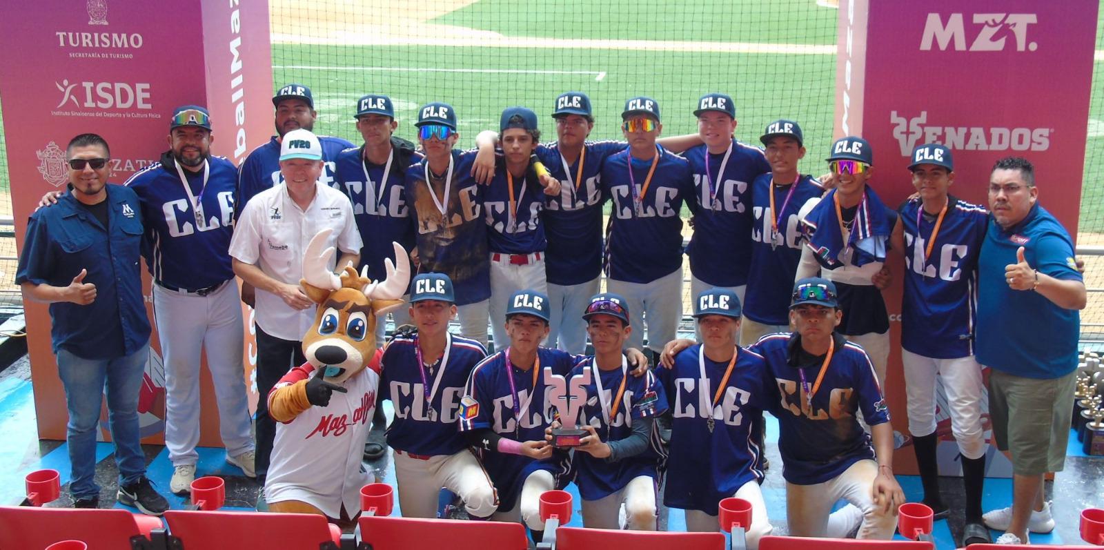 $!Ganan porteños 4 títulos en Mazatlán Baseball Tournament